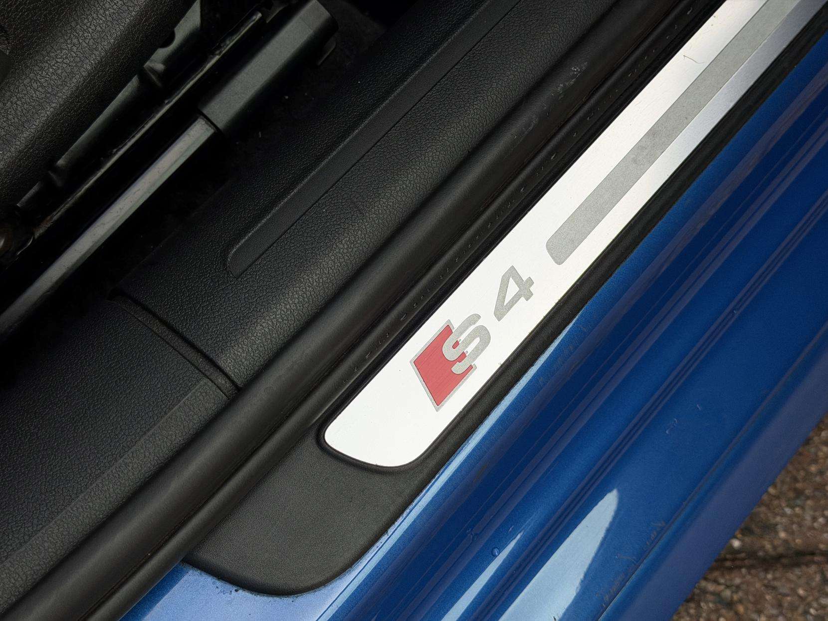 2009 AUDI S4 2009 AUDI S4