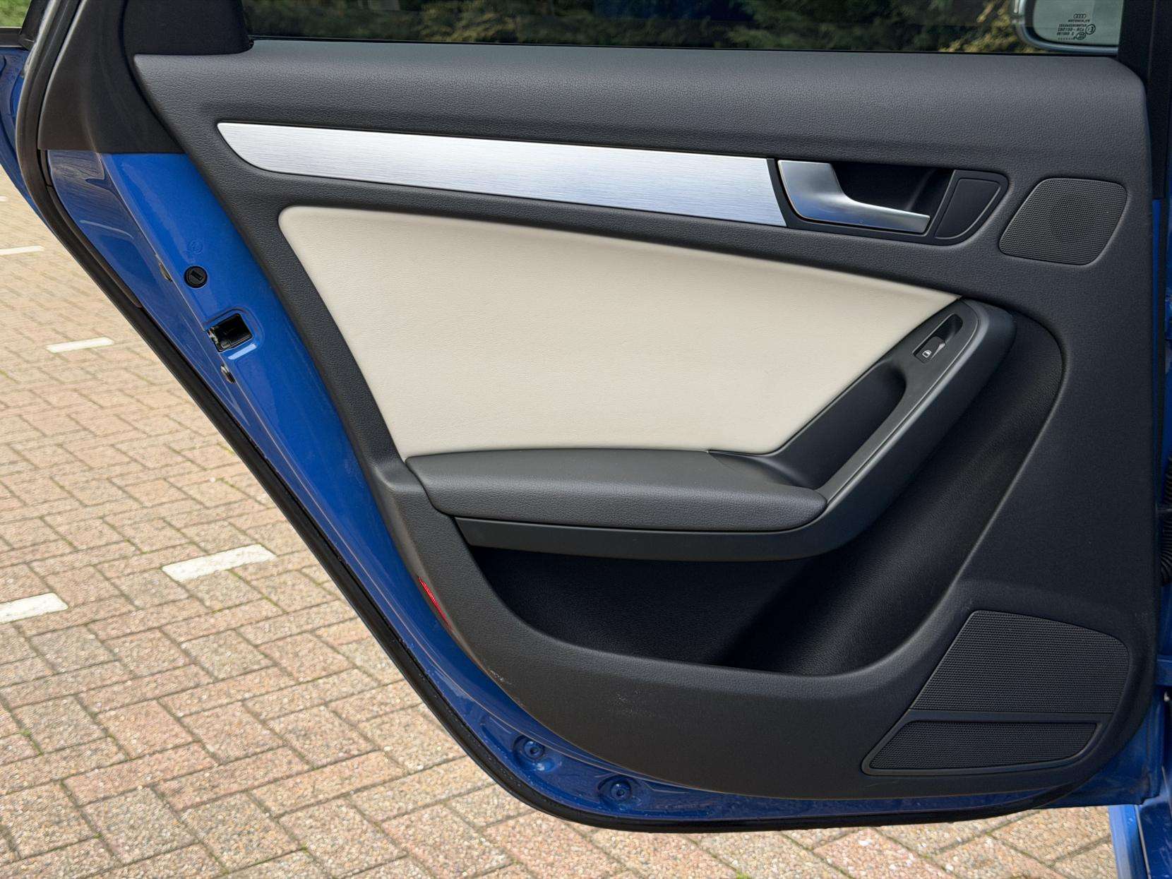 2009 AUDI S4 2009 AUDI S4