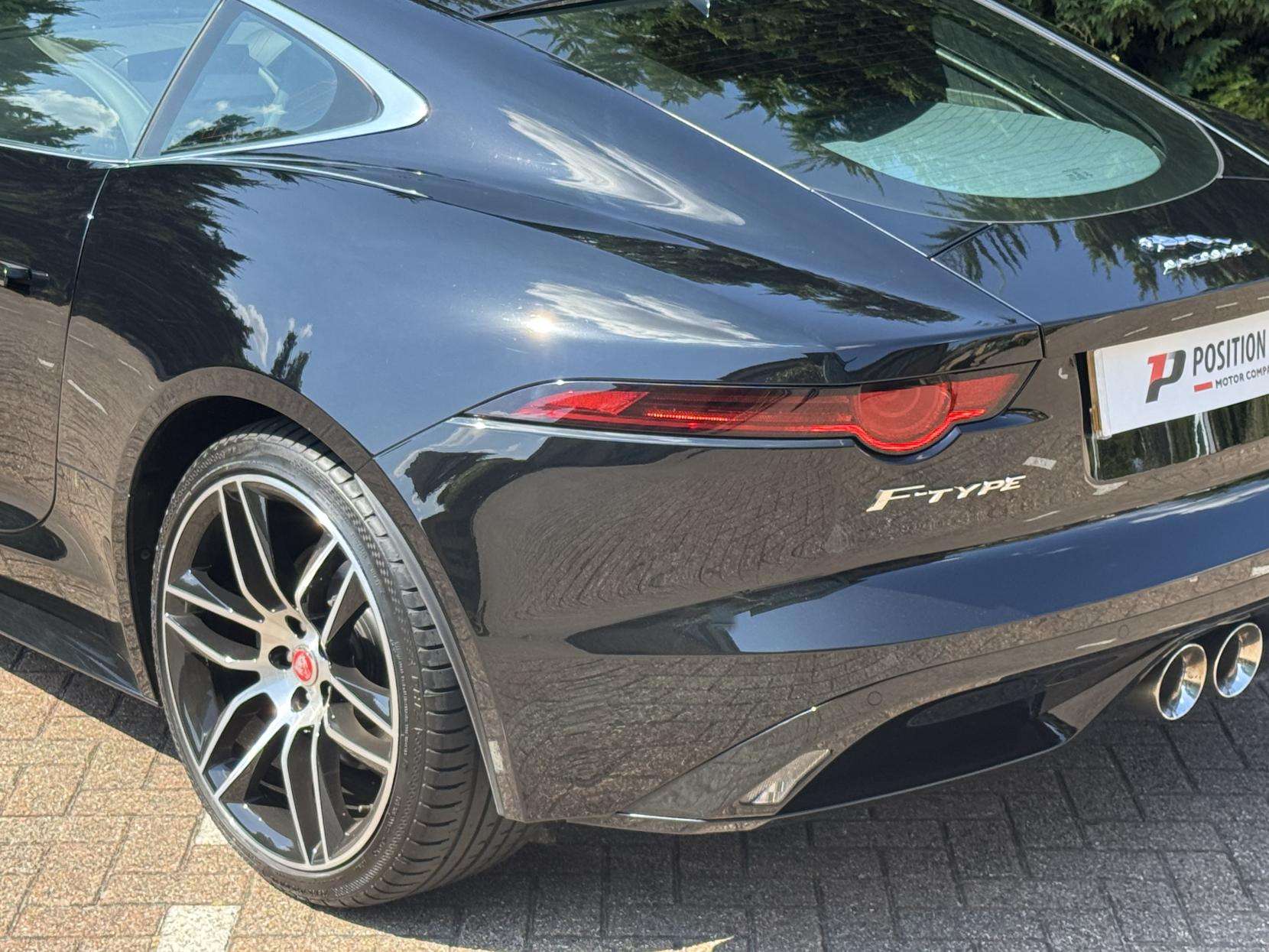 2017 JAGUAR F-TYPE 2017 JAGUAR F-TYPE