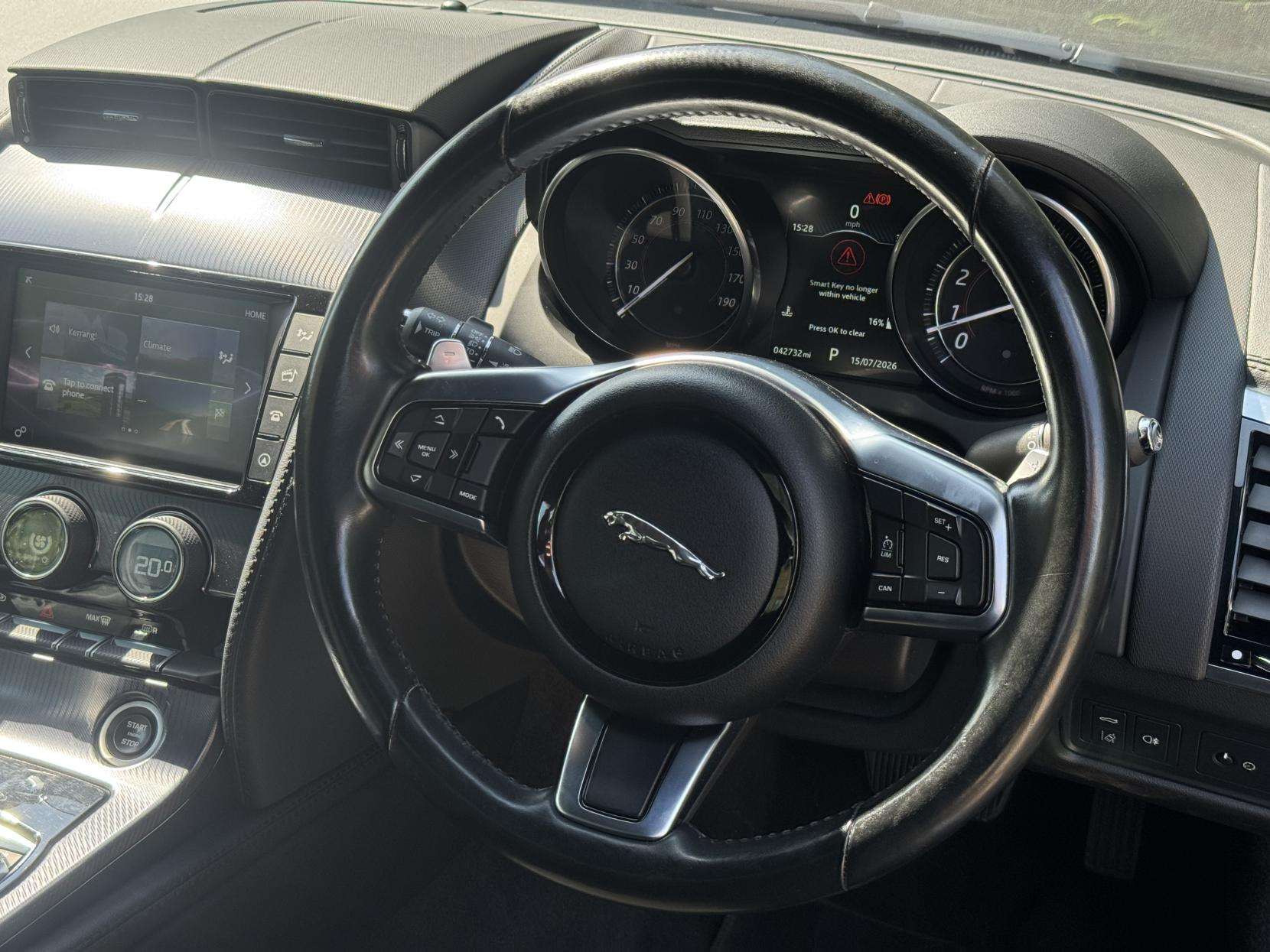2017 JAGUAR F-TYPE 2017 JAGUAR F-TYPE