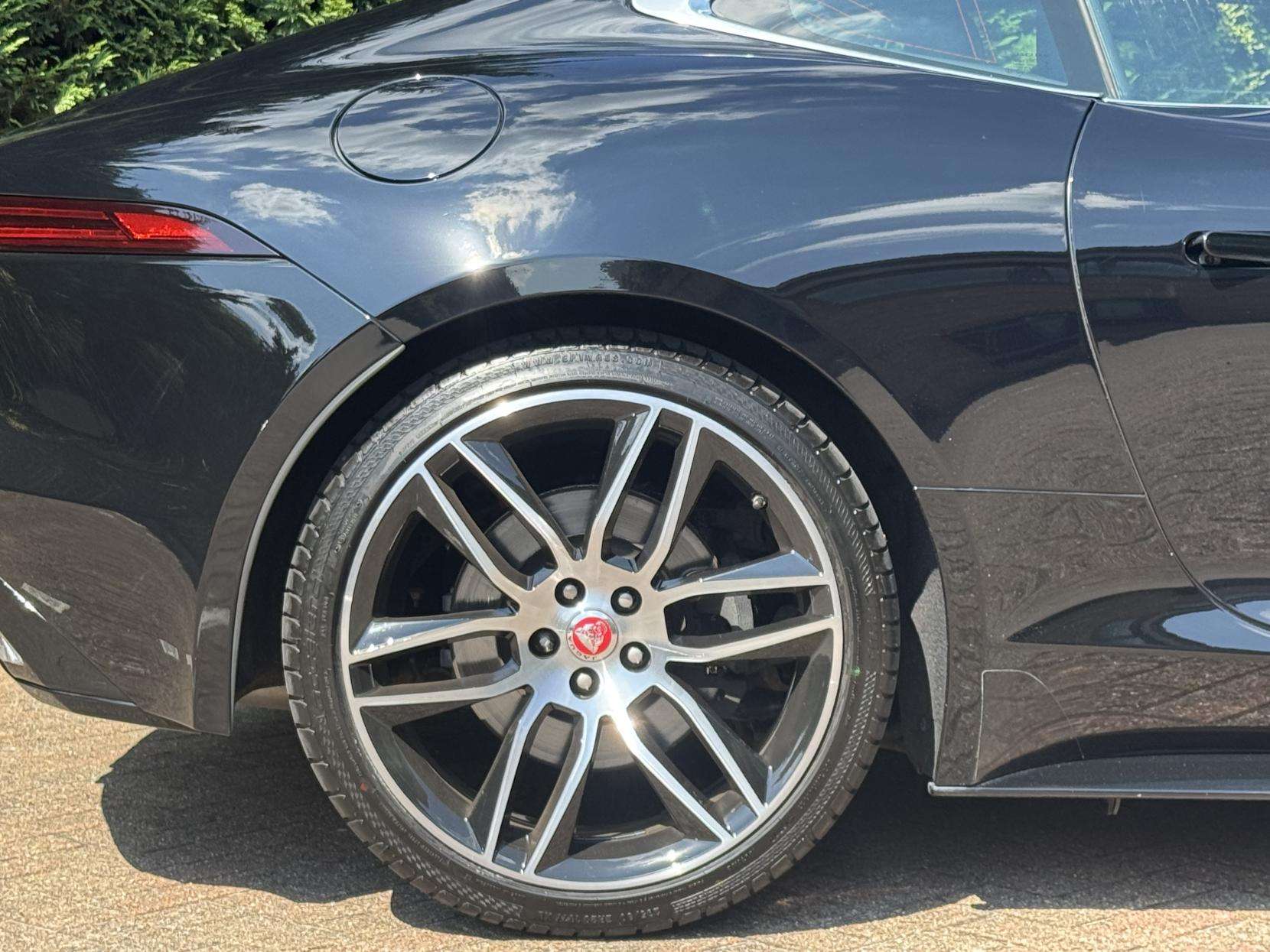 2017 JAGUAR F-TYPE 2017 JAGUAR F-TYPE