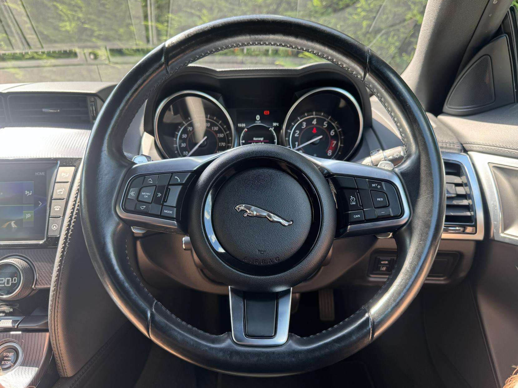 2017 JAGUAR F-TYPE 2017 JAGUAR F-TYPE