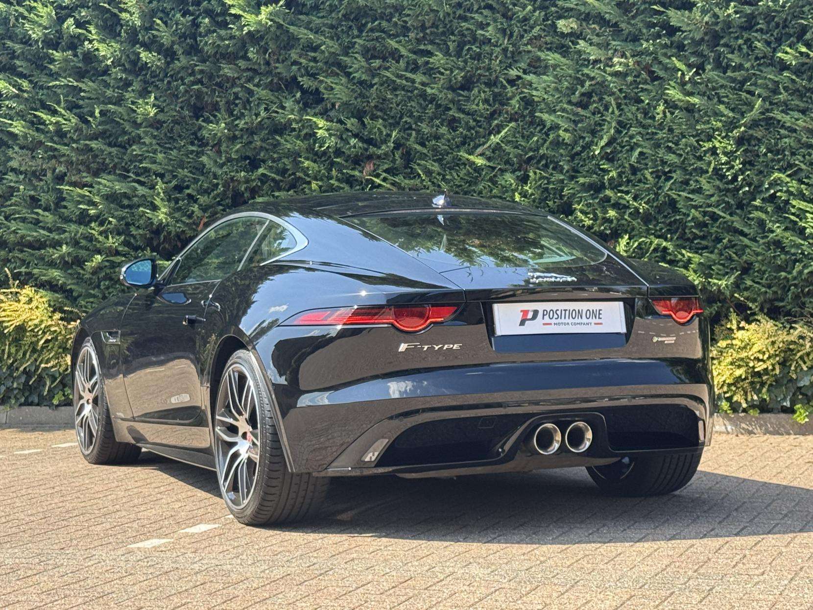 2017 JAGUAR F-TYPE 2017 JAGUAR F-TYPE