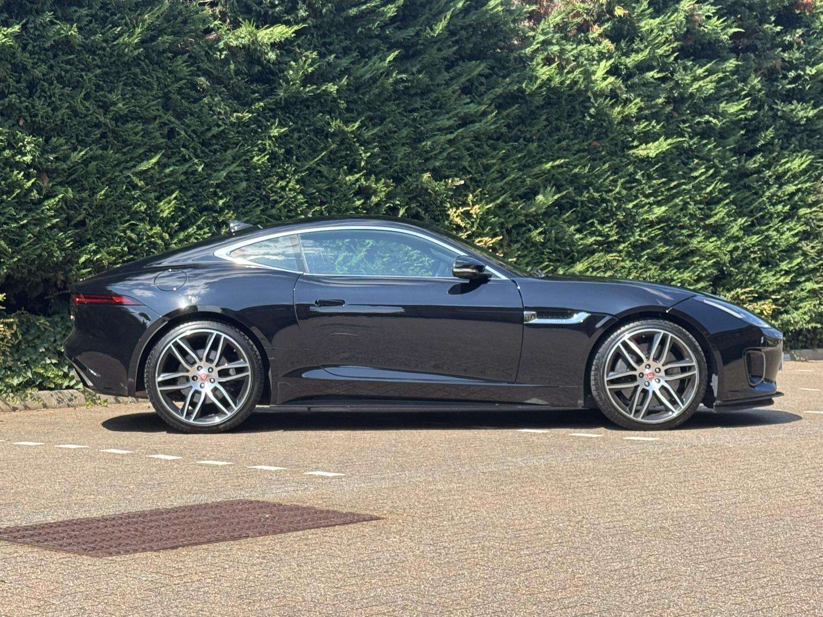 2017 JAGUAR F-TYPE 2017 JAGUAR F-TYPE