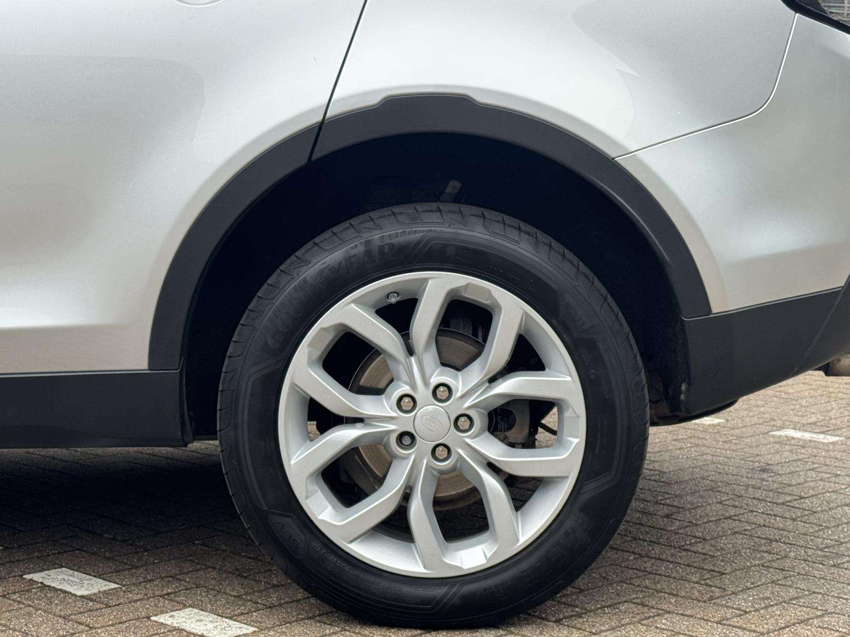 2018 LAND ROVER DISCOVERY SPORT 2018 LAND ROVER DISCOVERY SPORT