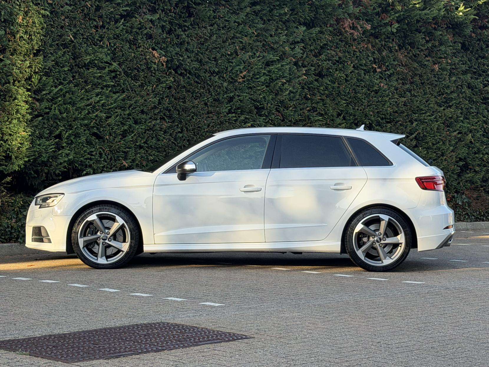 A 2016 AUDI S3 2.0 TFSI Sportback 5dr Petrol S Tronic quattro Euro 6 (s/s) (310 ps) A 2016 AUDI S3 2.0 TFSI Sportback 5dr Petrol S Tronic quattro Euro 6 (s/s) (310 ps)