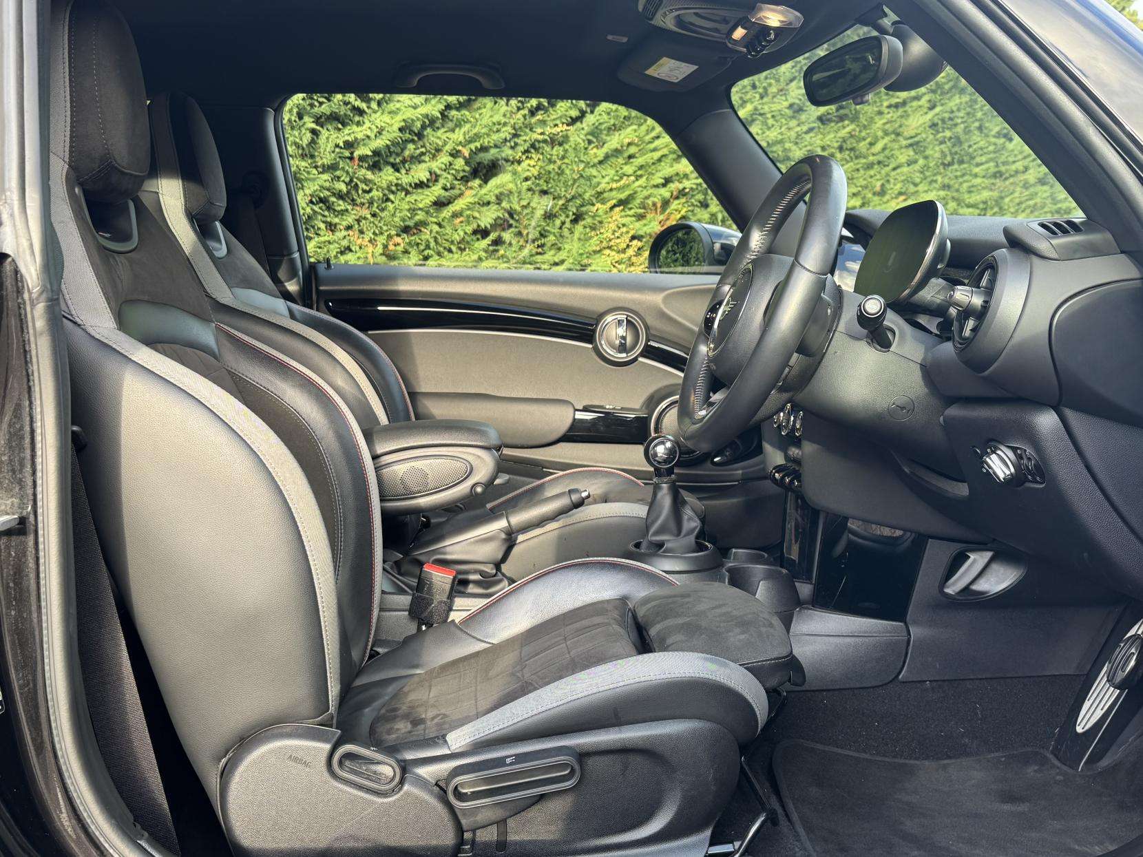 2021 MINI HATCH 2021 MINI HATCH