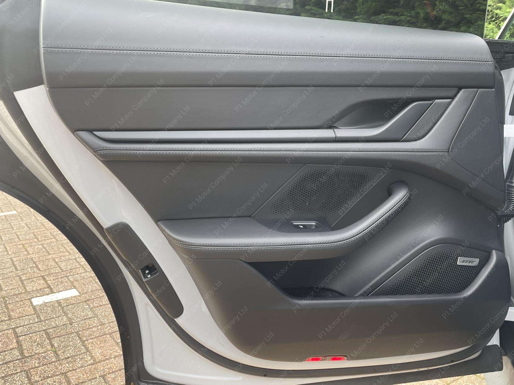 2023 PORSCHE TAYCAN 2023 PORSCHE TAYCAN