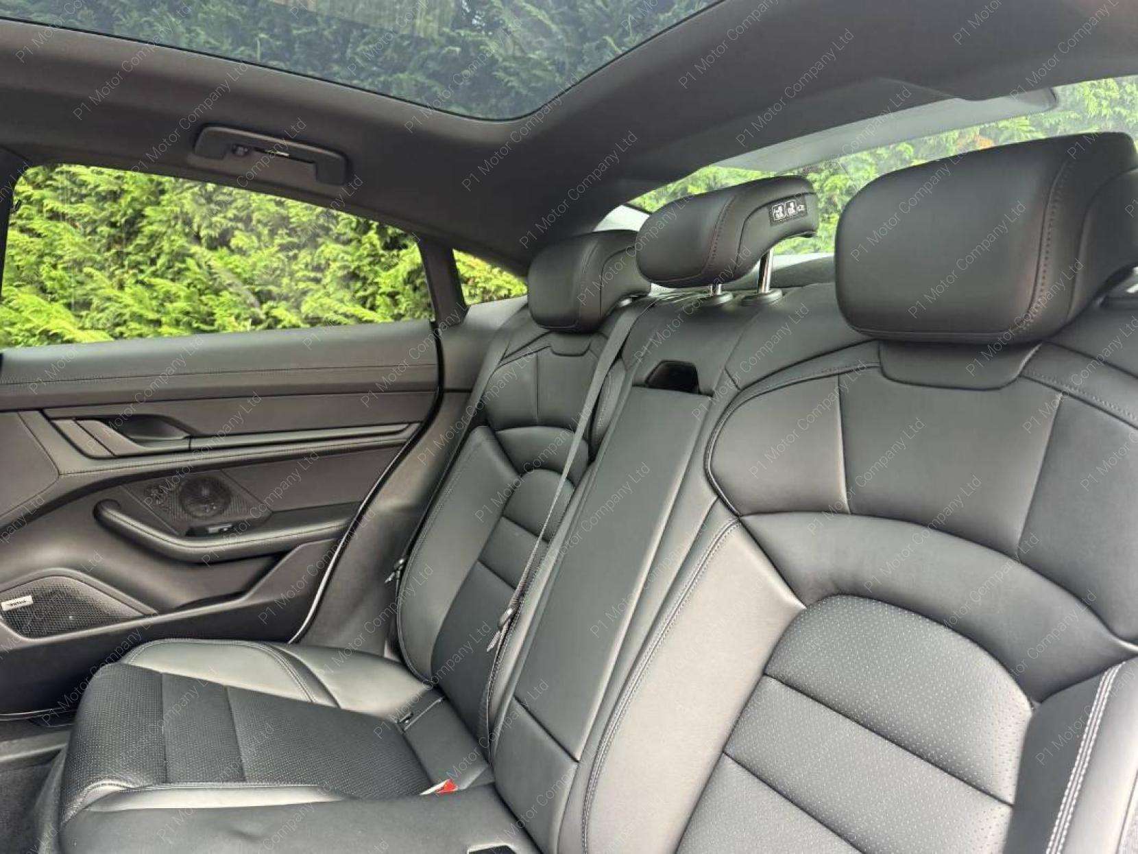 2023 PORSCHE TAYCAN 2023 PORSCHE TAYCAN