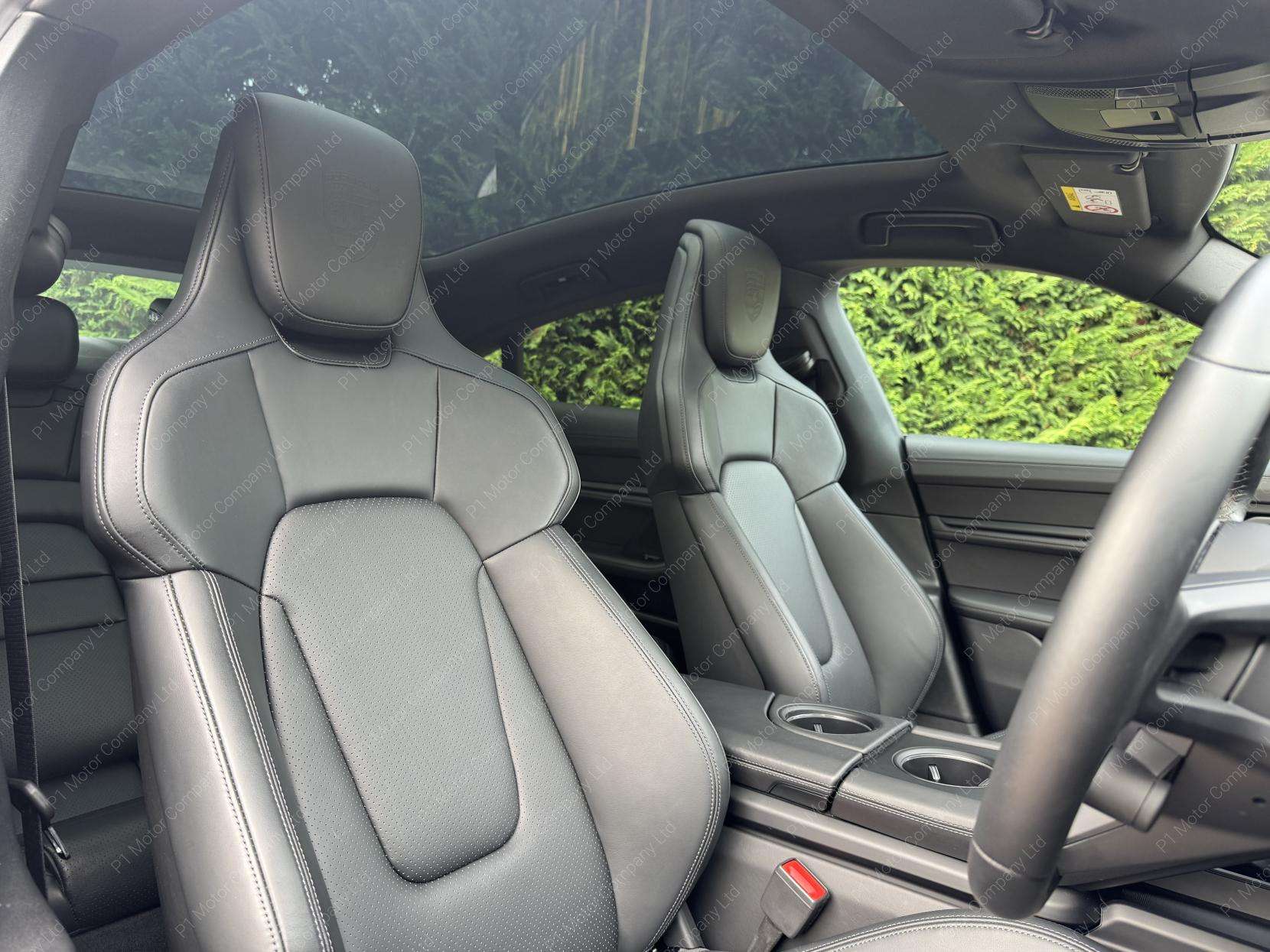 2023 PORSCHE TAYCAN 2023 PORSCHE TAYCAN