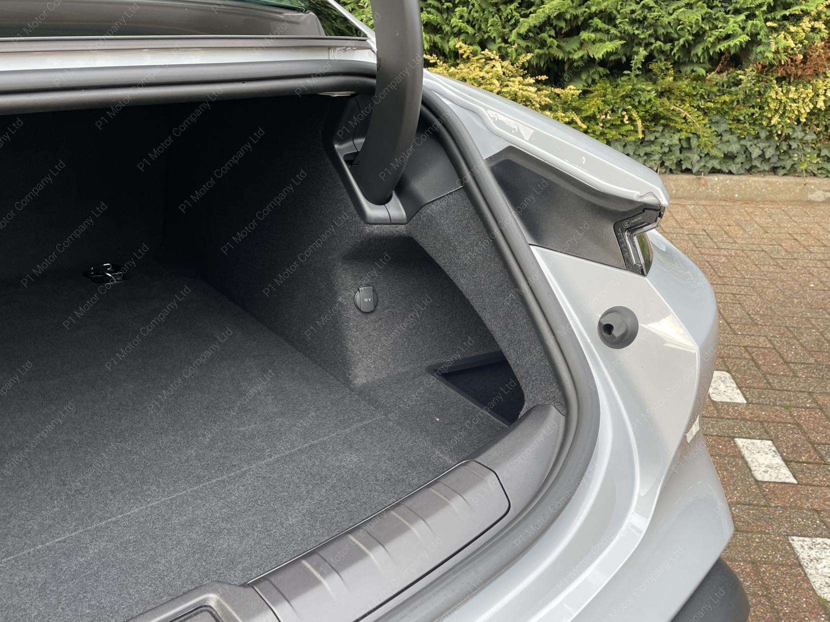 2023 PORSCHE TAYCAN 2023 PORSCHE TAYCAN