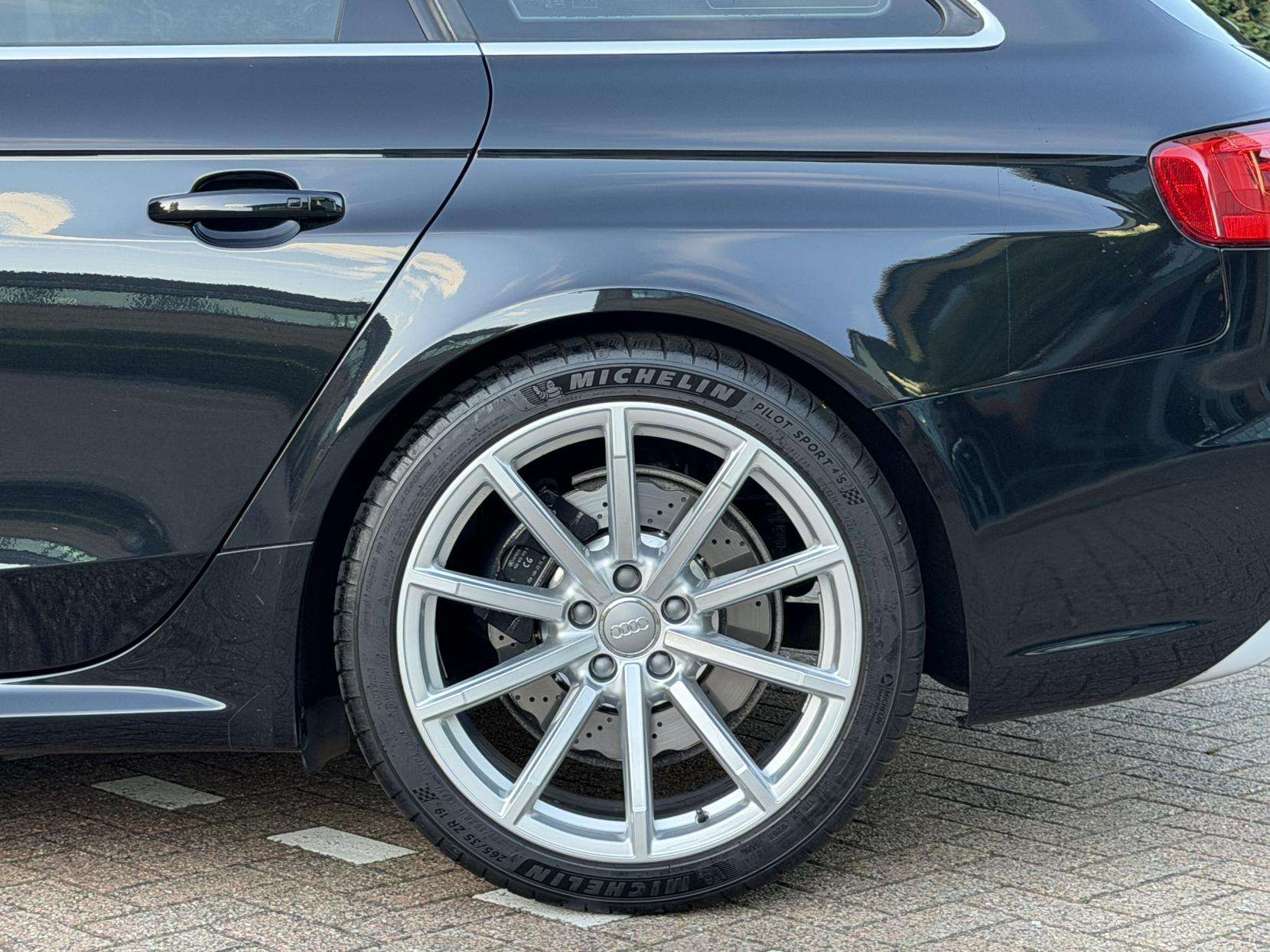 2012 AUDI RS4 AVANT 2012 AUDI RS4 AVANT