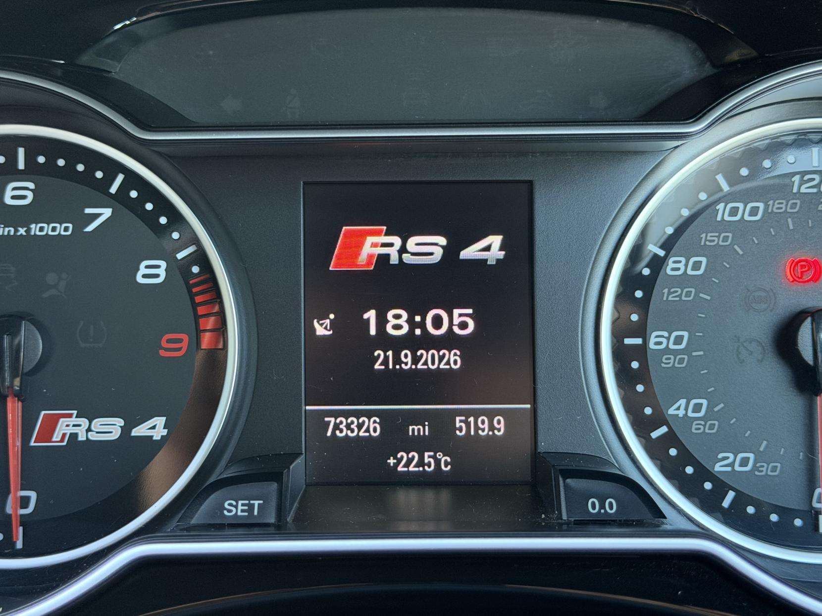 2012 AUDI RS4 AVANT 2012 AUDI RS4 AVANT