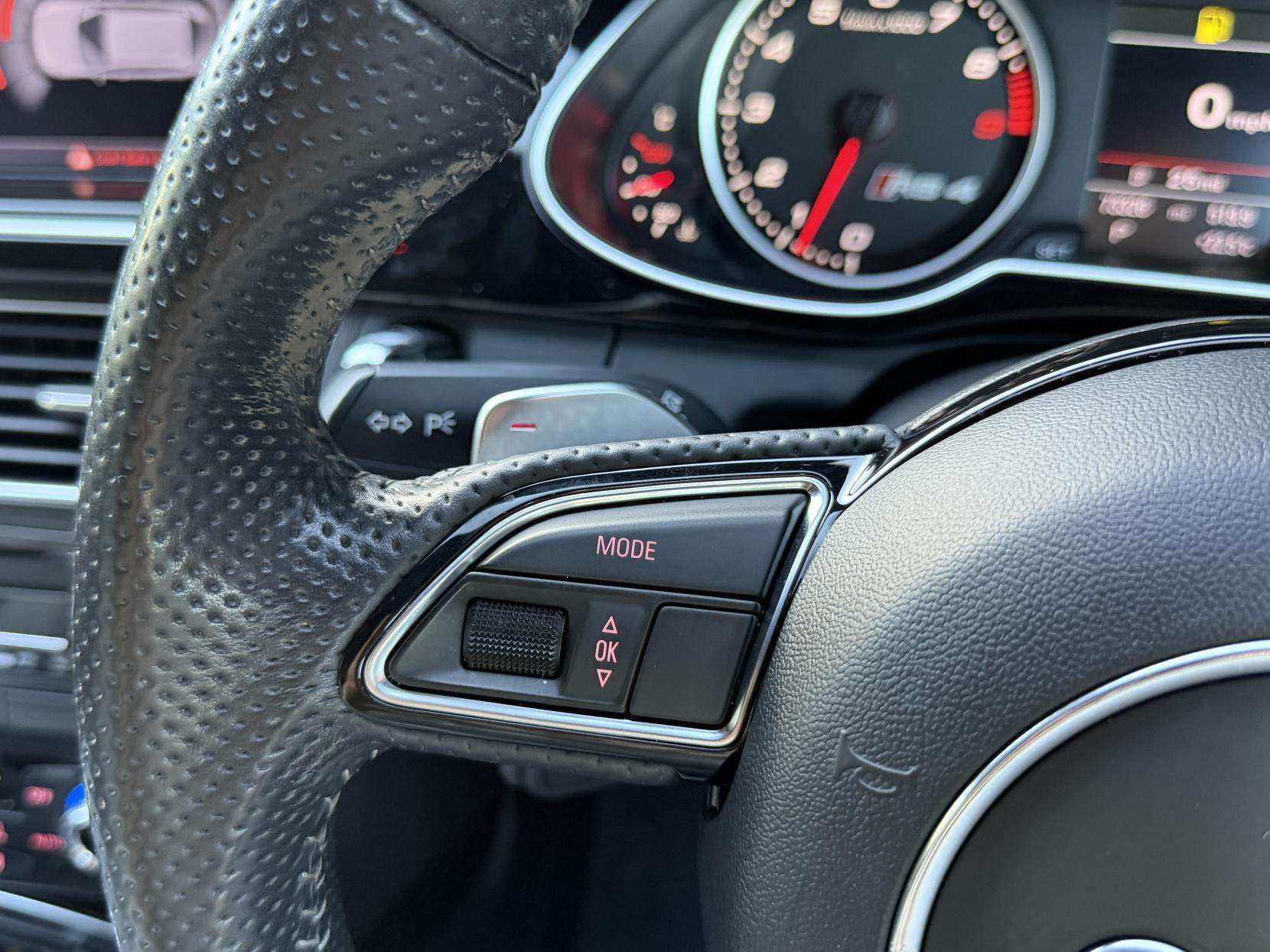 2012 AUDI RS4 AVANT 2012 AUDI RS4 AVANT
