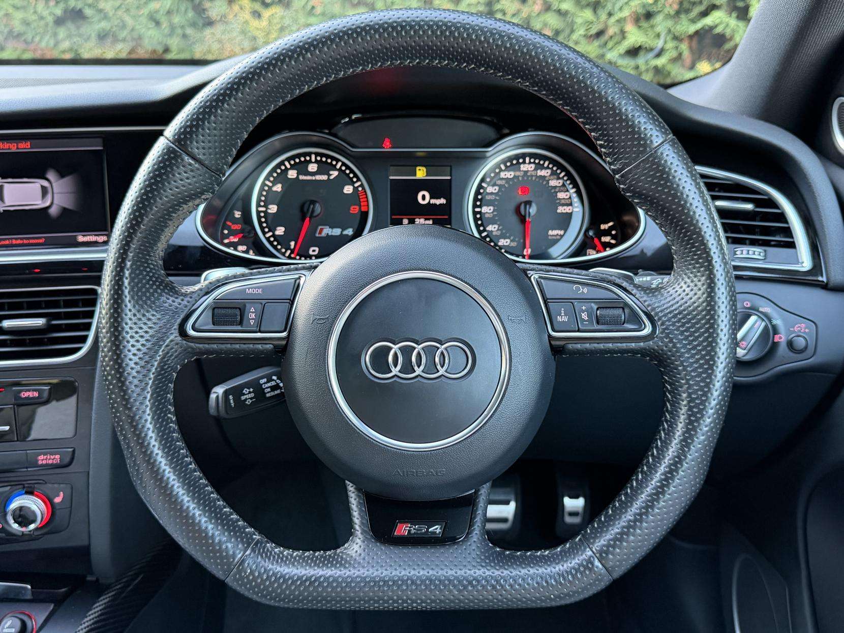 2012 AUDI RS4 AVANT 2012 AUDI RS4 AVANT