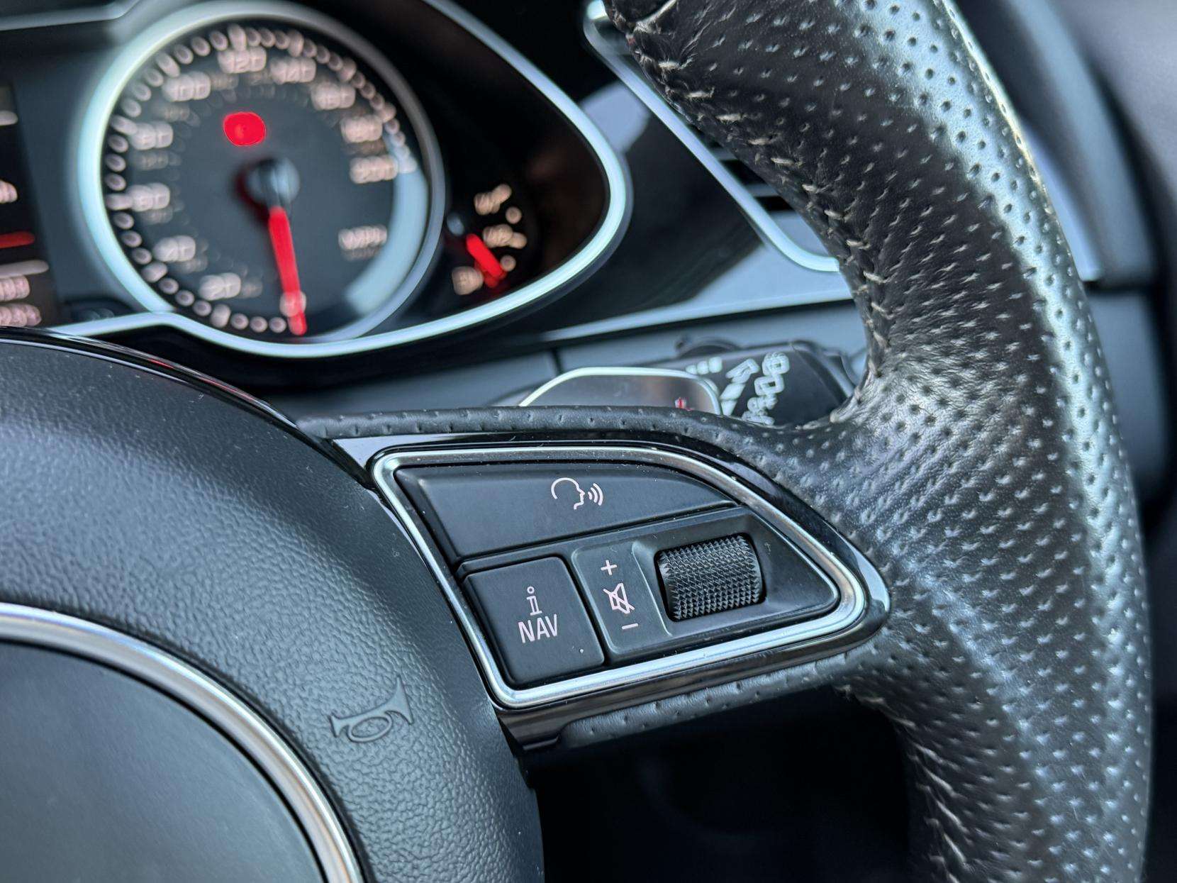 2012 AUDI RS4 AVANT 2012 AUDI RS4 AVANT