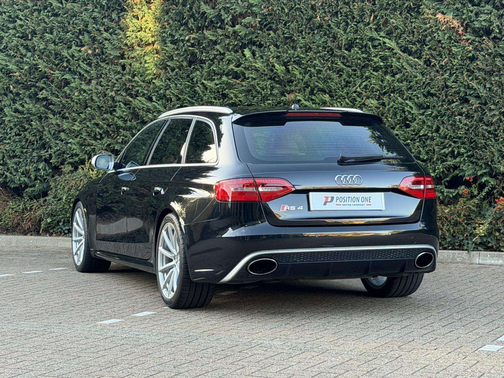 2012 AUDI RS4 AVANT 2012 AUDI RS4 AVANT