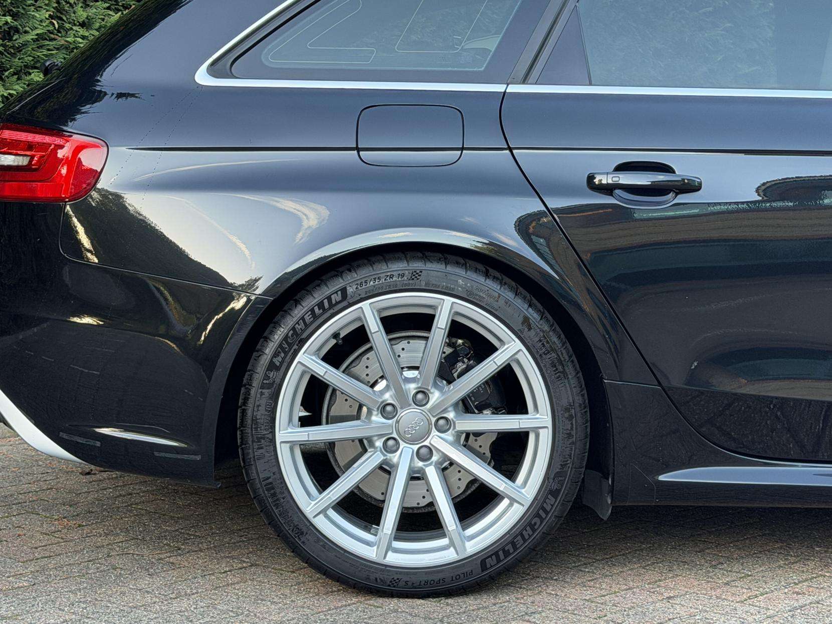 2012 AUDI RS4 AVANT 2012 AUDI RS4 AVANT