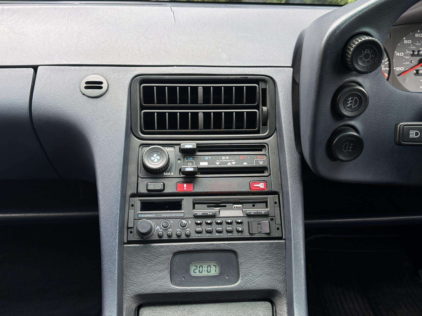 1986 PORSCHE 928 1986 PORSCHE 928