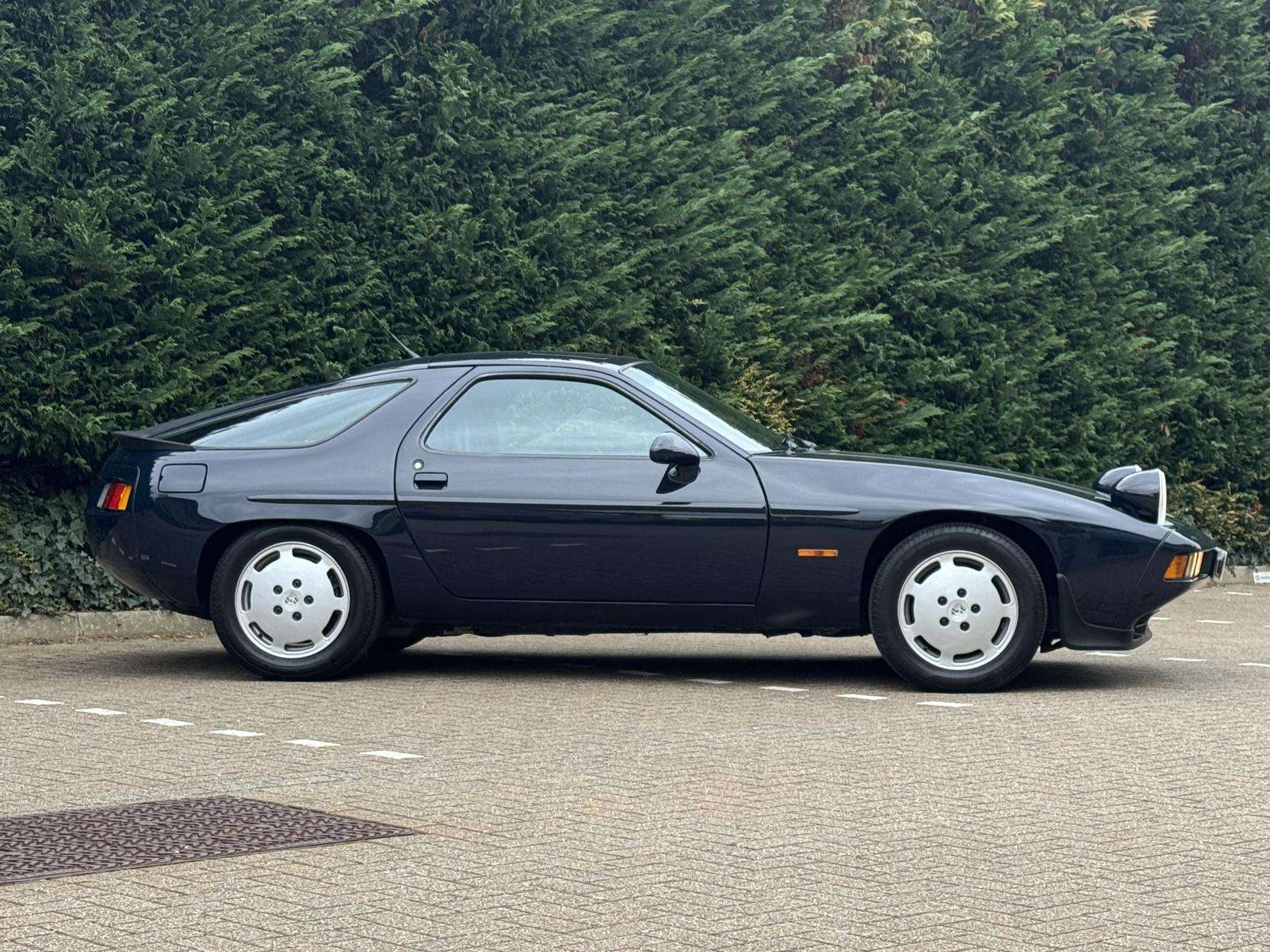1986 PORSCHE 928 1986 PORSCHE 928