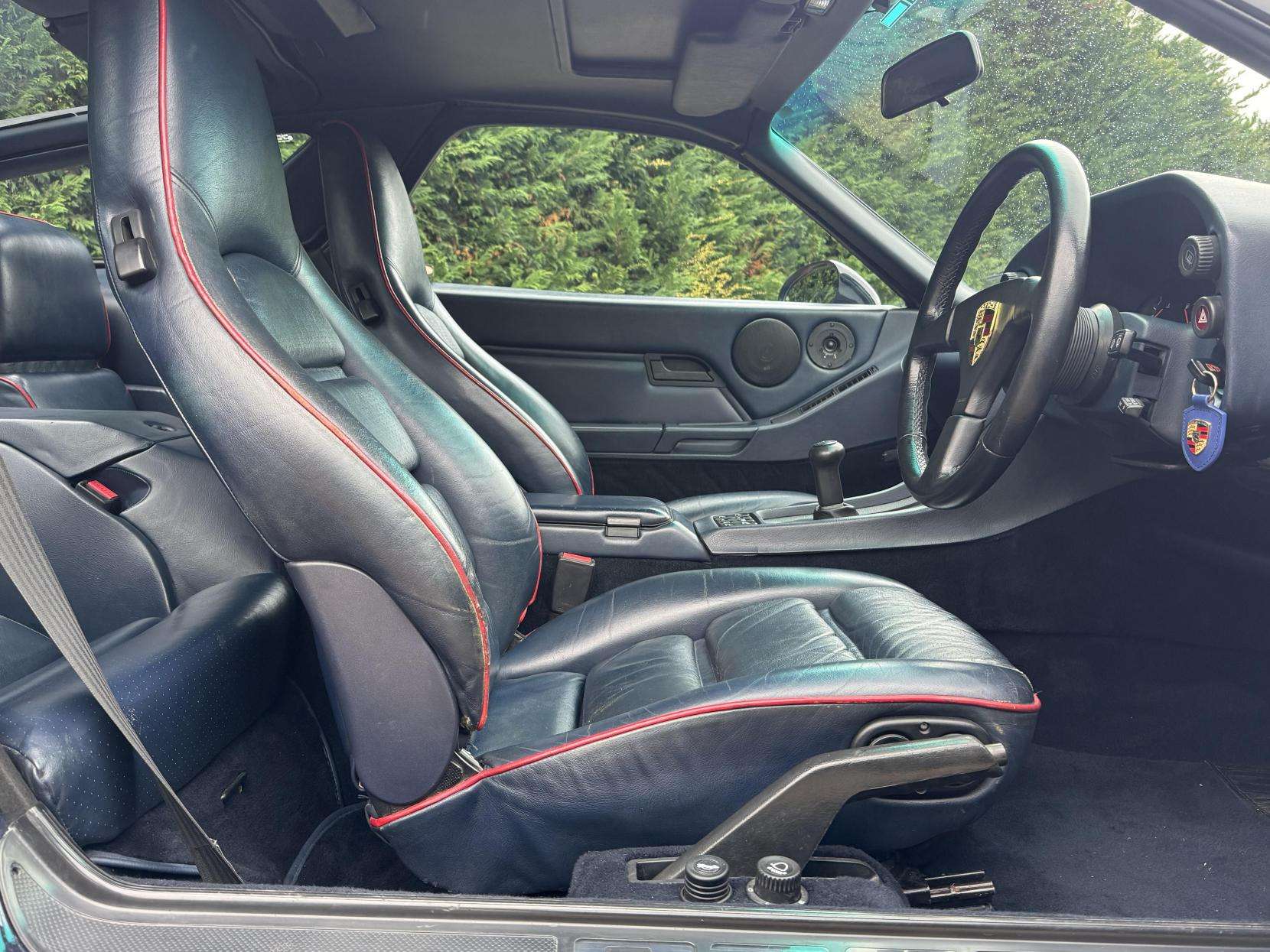 1986 PORSCHE 928 1986 PORSCHE 928