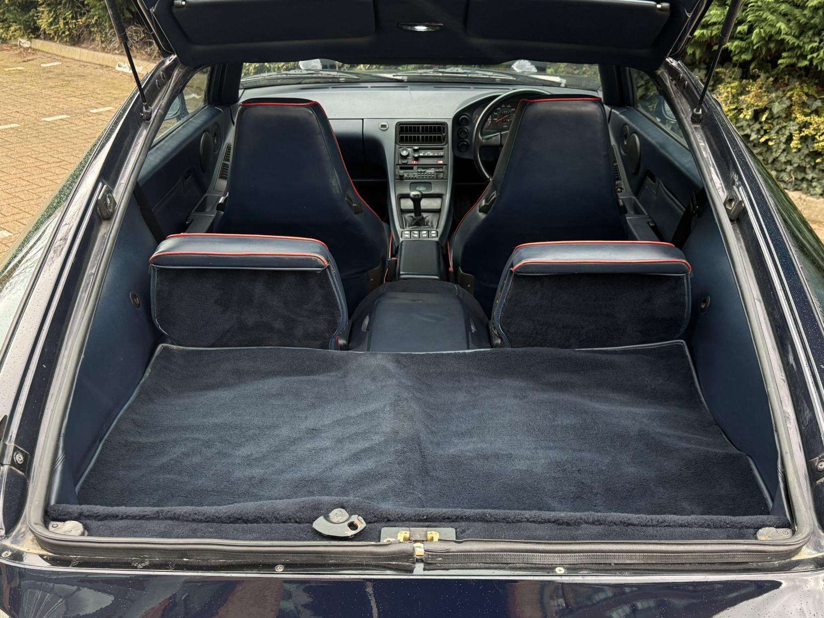 1986 PORSCHE 928 1986 PORSCHE 928