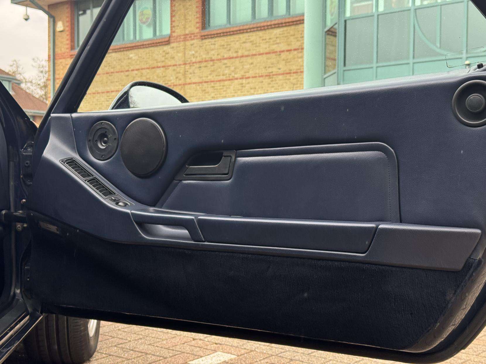 1986 PORSCHE 928 1986 PORSCHE 928