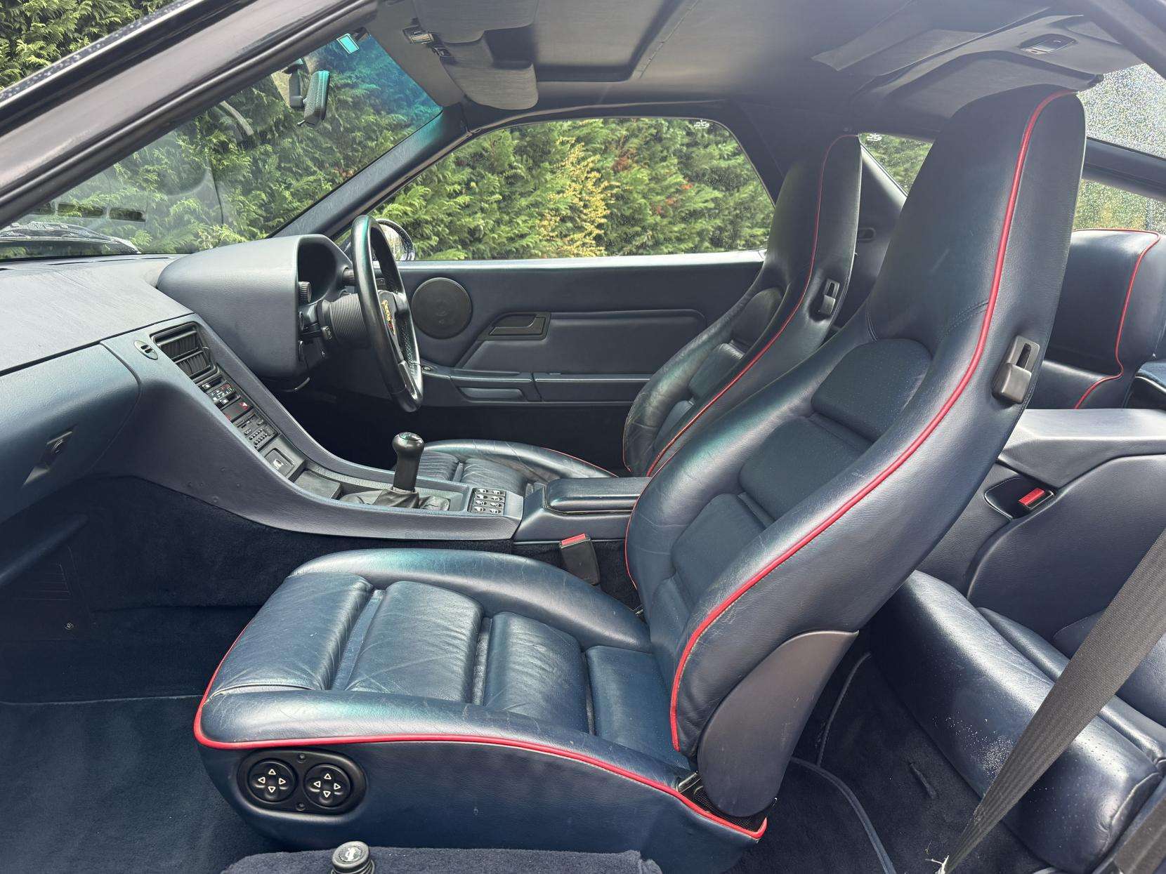 1986 PORSCHE 928 1986 PORSCHE 928