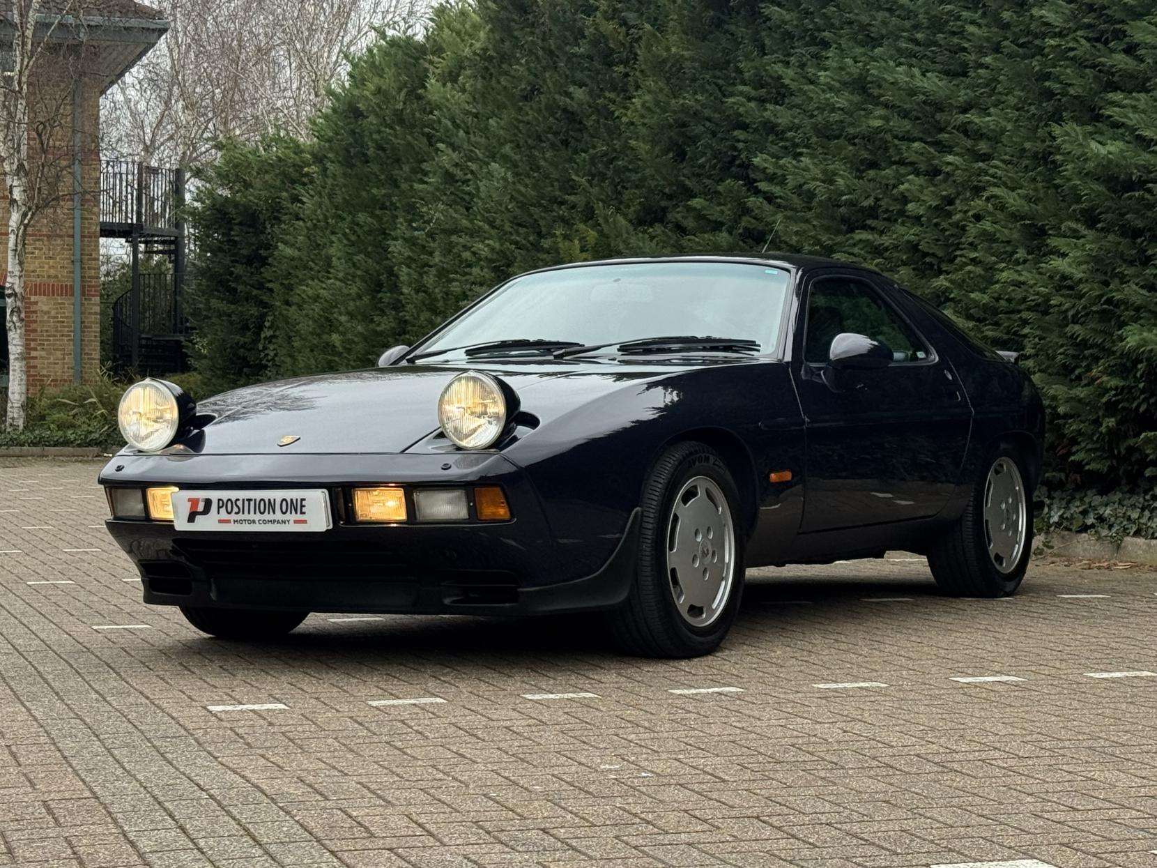 A 1986 PORSCHE 928 4.7 S Coupe 2dr Petrol Manual (300 bhp) A 1986 PORSCHE 928 4.7 S Coupe 2dr Petrol Manual (300 bhp)