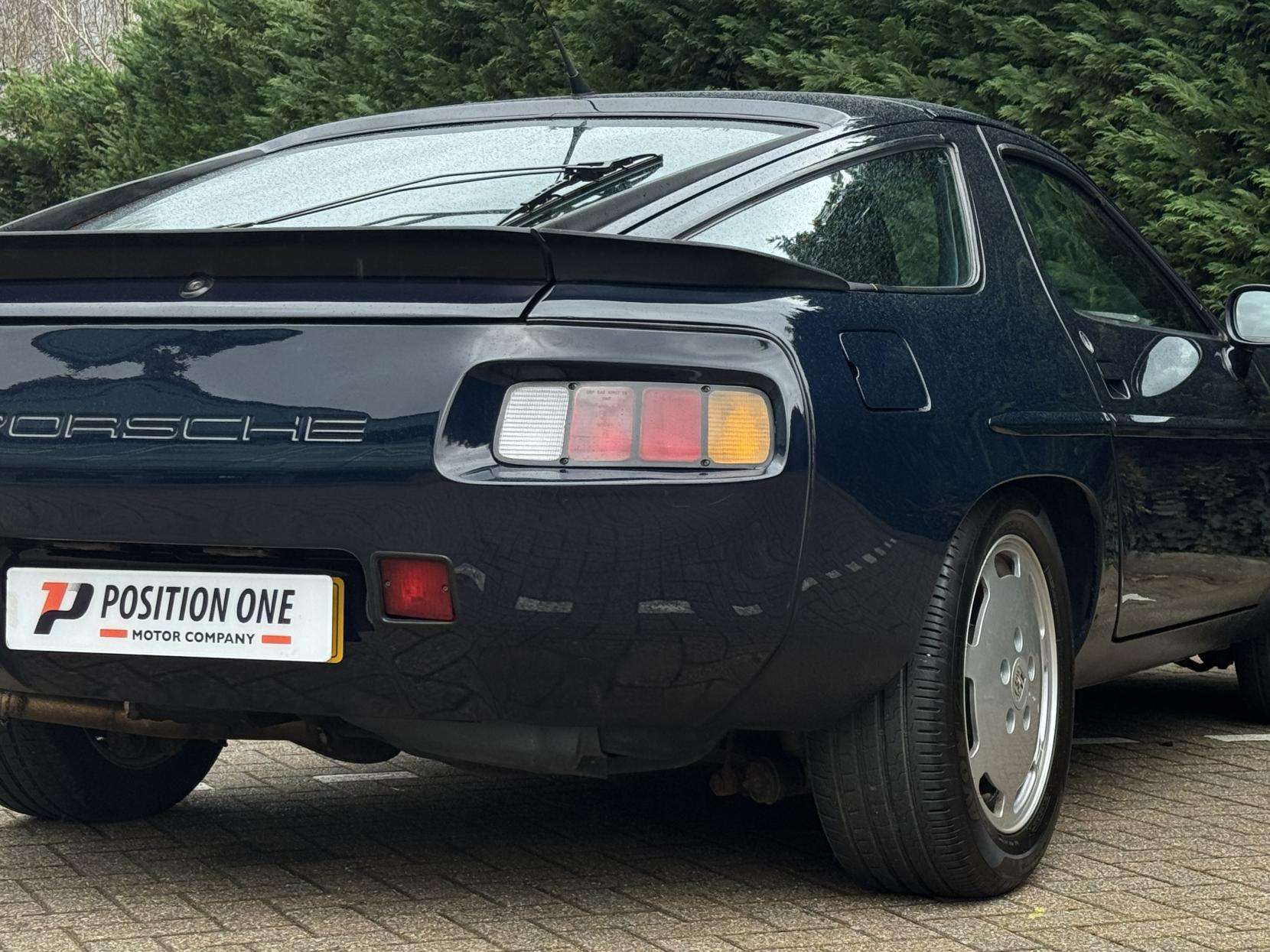 1986 PORSCHE 928 1986 PORSCHE 928
