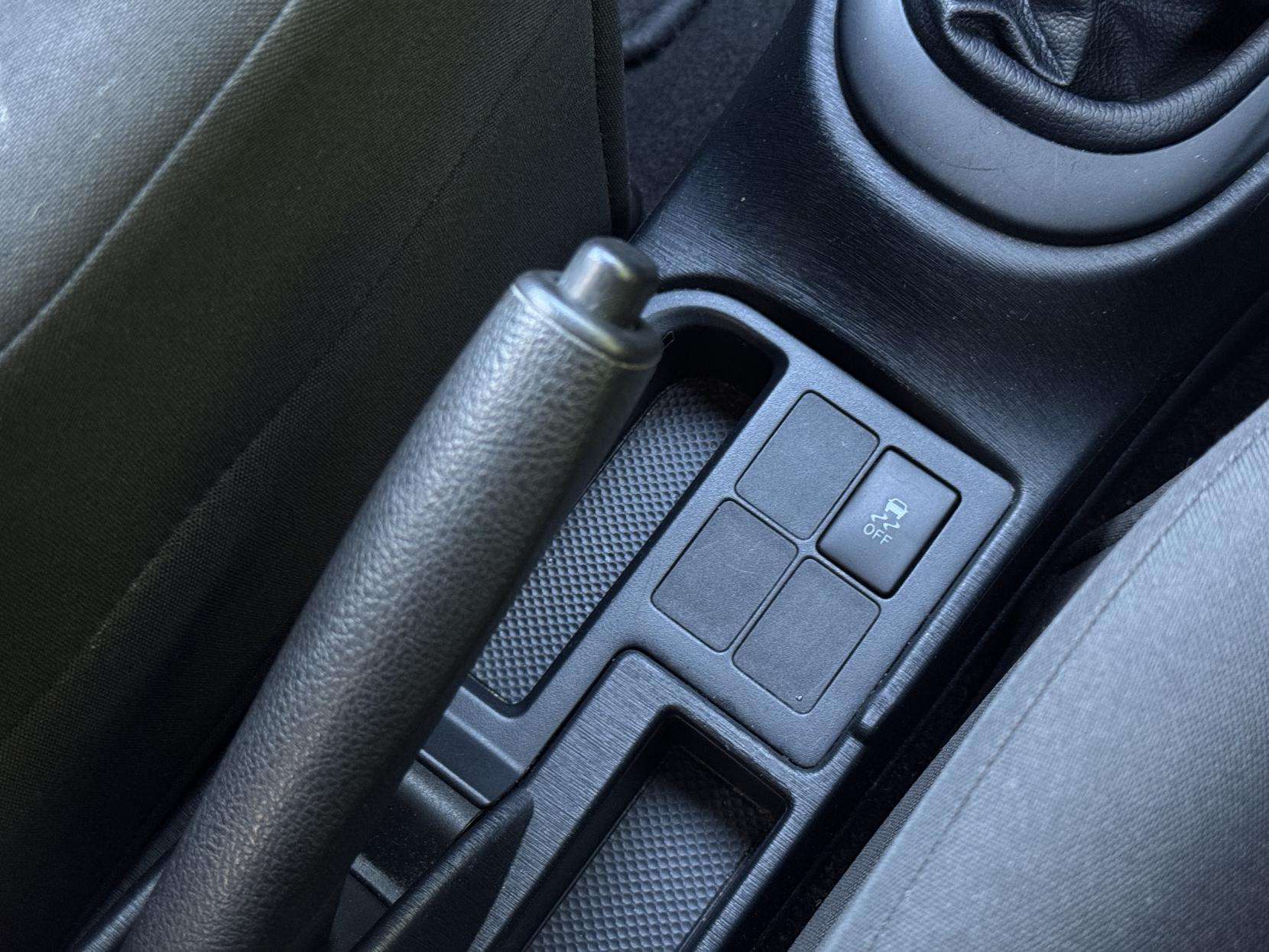 2012 TOYOTA YARIS 2012 TOYOTA YARIS