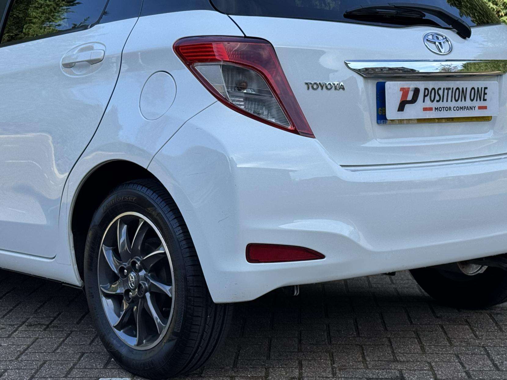 2012 TOYOTA YARIS 2012 TOYOTA YARIS