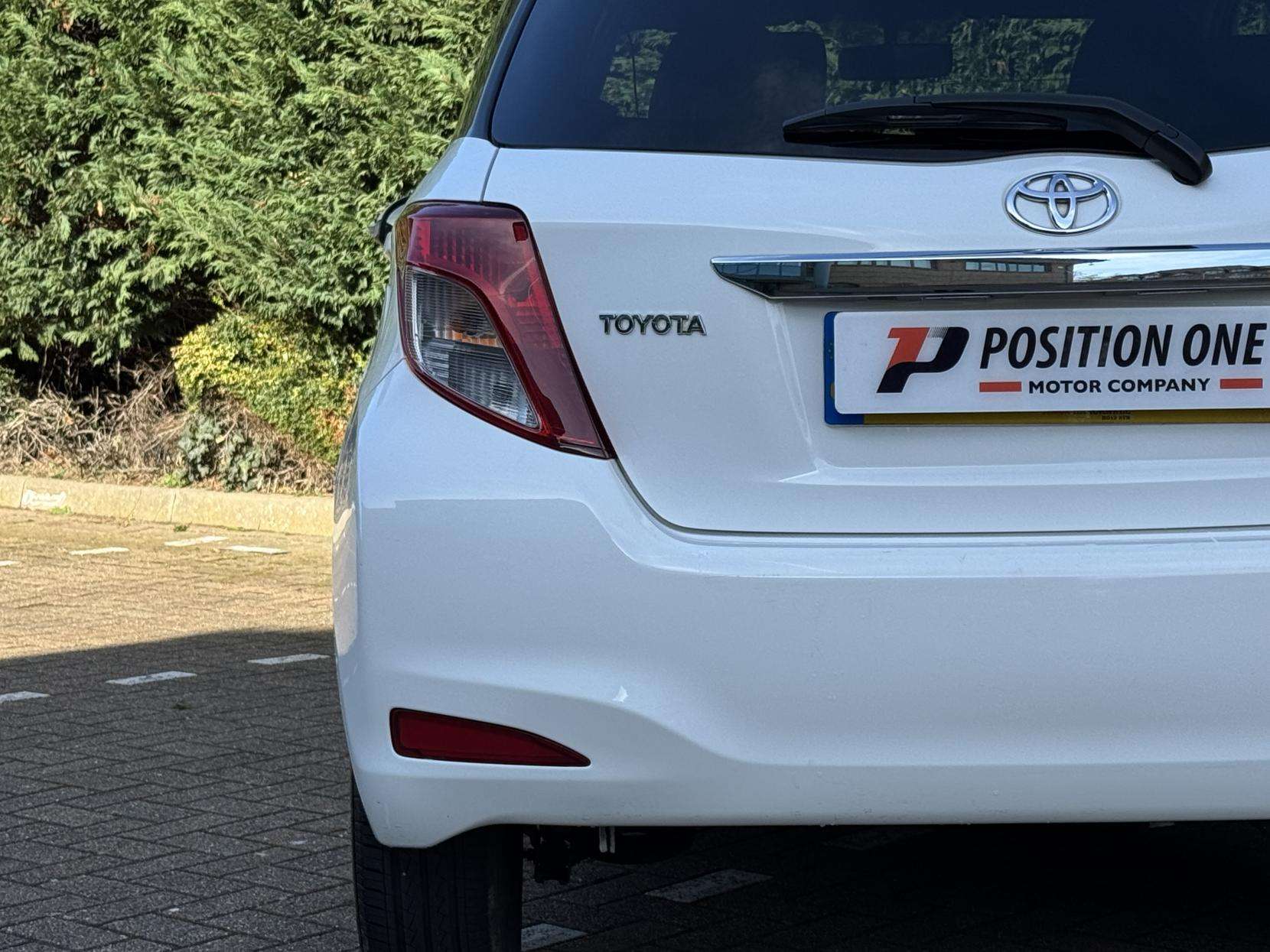 2012 TOYOTA YARIS 2012 TOYOTA YARIS