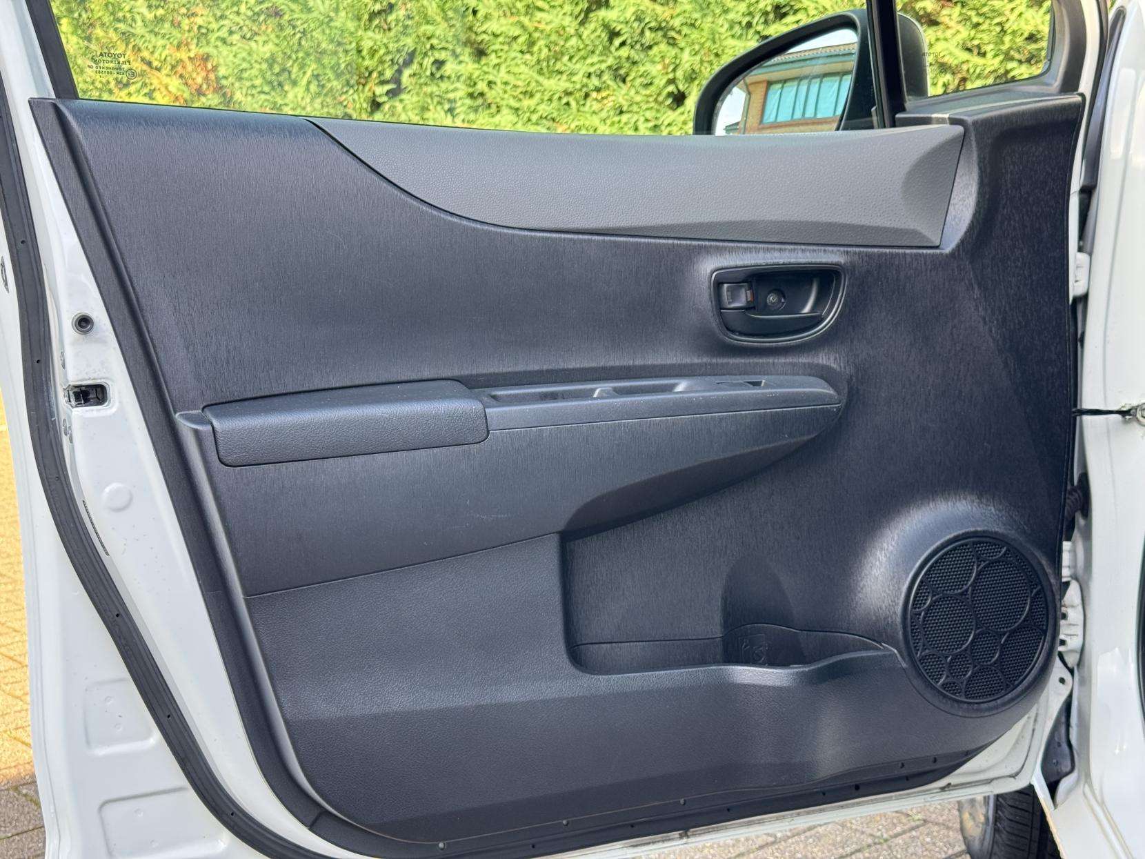 2012 TOYOTA YARIS 2012 TOYOTA YARIS