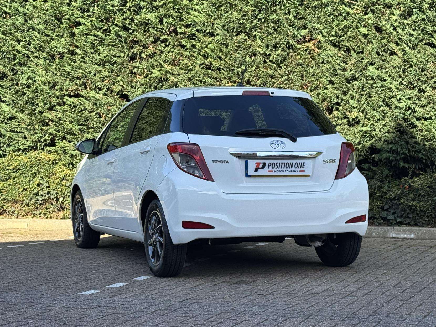 2012 TOYOTA YARIS 2012 TOYOTA YARIS