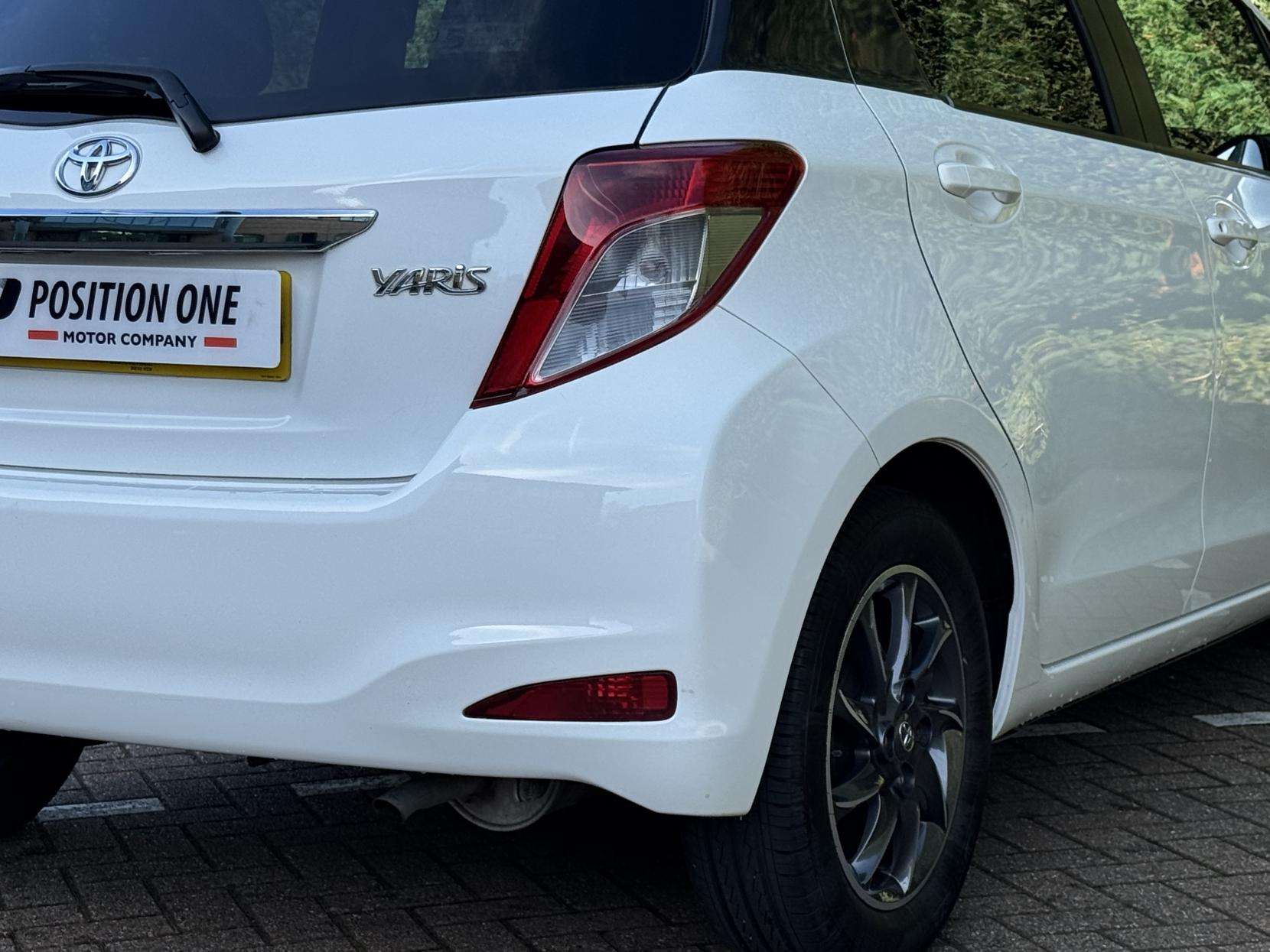 2012 TOYOTA YARIS 2012 TOYOTA YARIS