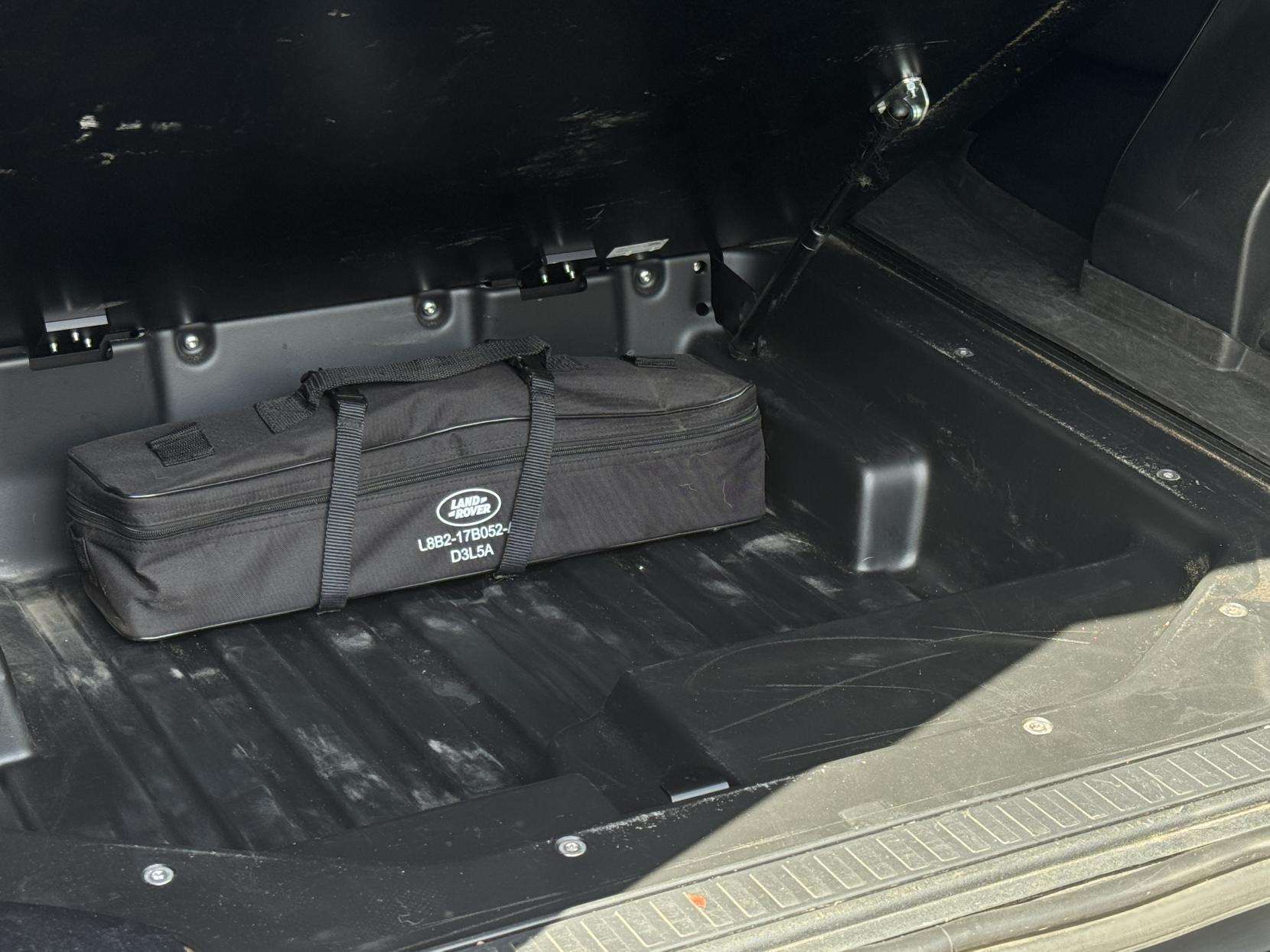 2024 LAND ROVER DEFENDER 90 2024 LAND ROVER DEFENDER 90