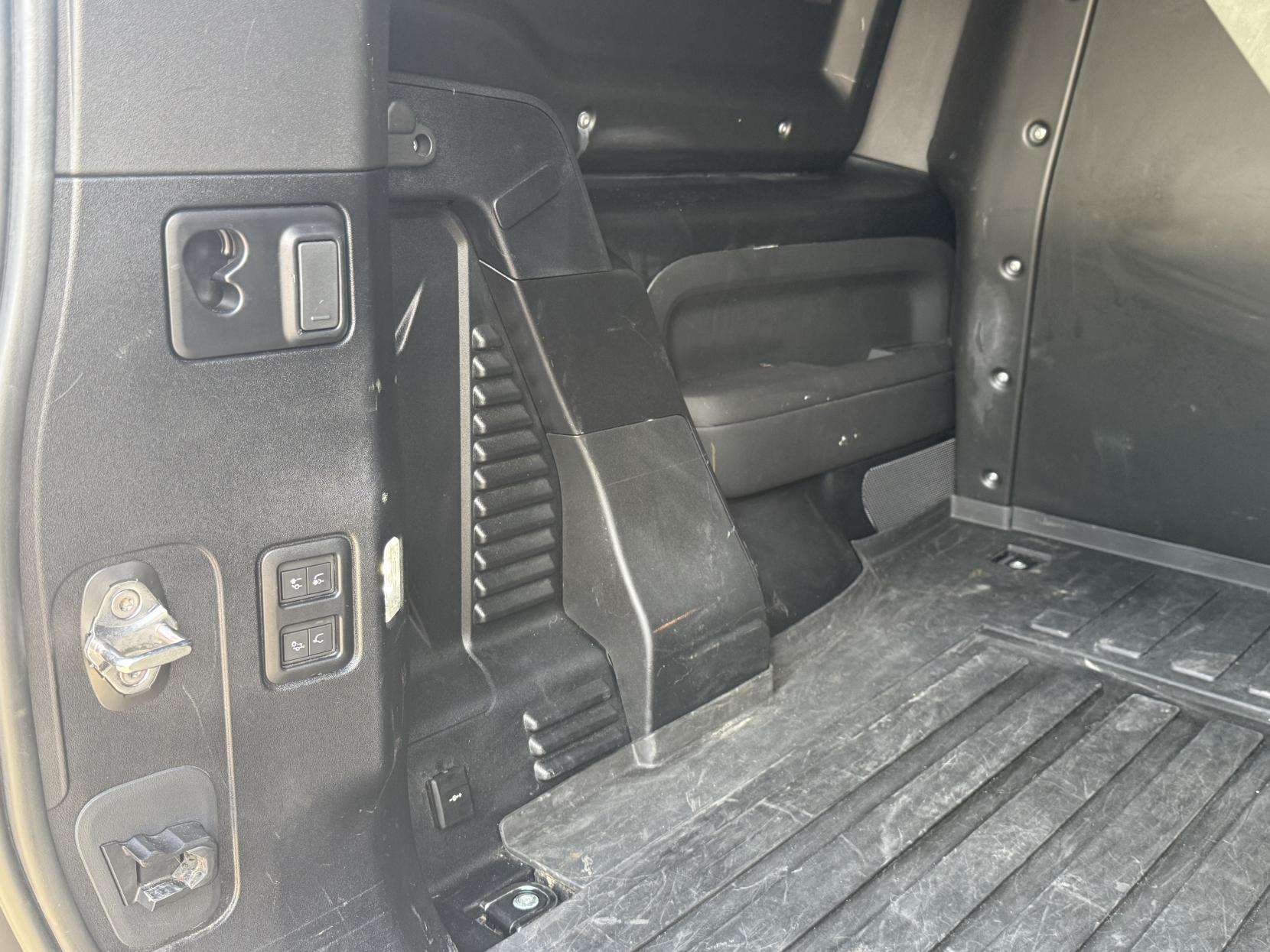 2024 LAND ROVER DEFENDER 90 2024 LAND ROVER DEFENDER 90