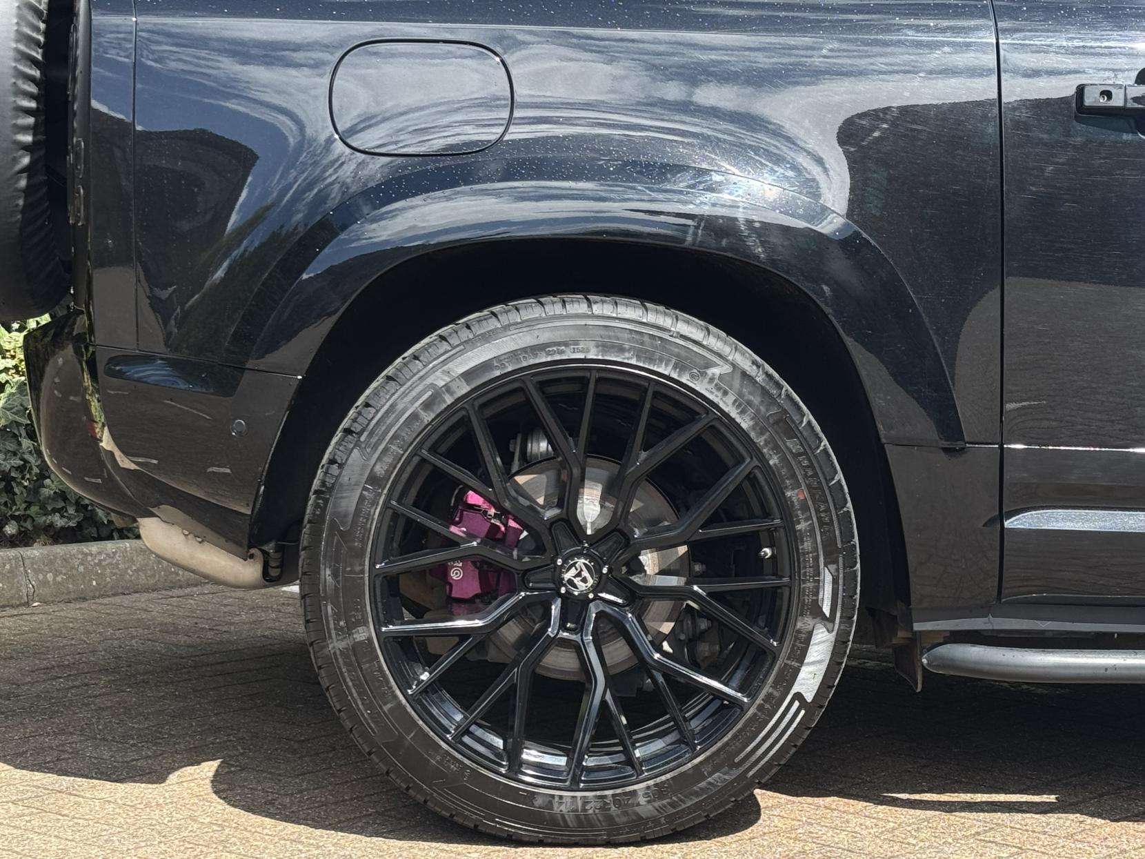 2024 LAND ROVER DEFENDER 90 2024 LAND ROVER DEFENDER 90