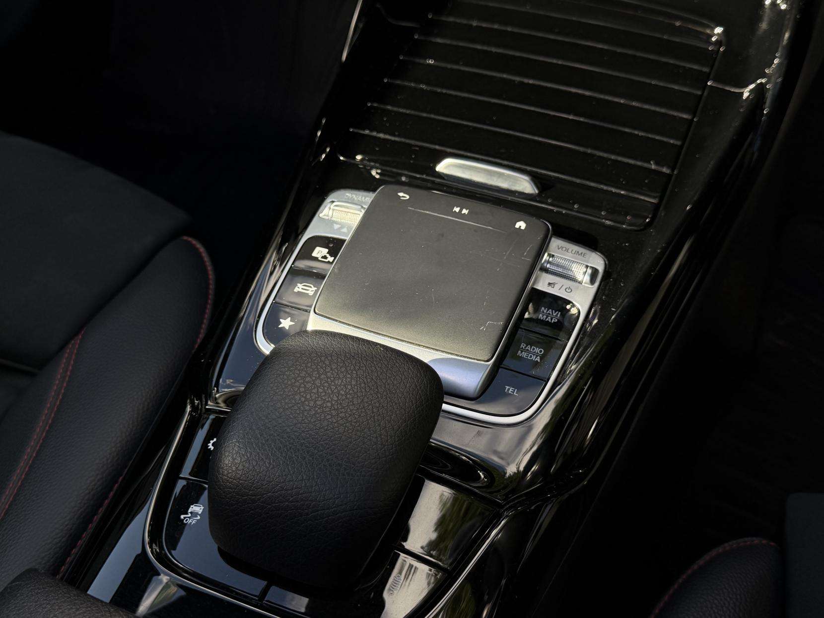 2019 MERCEDES-BENZ A CLASS 2019 MERCEDES-BENZ A CLASS