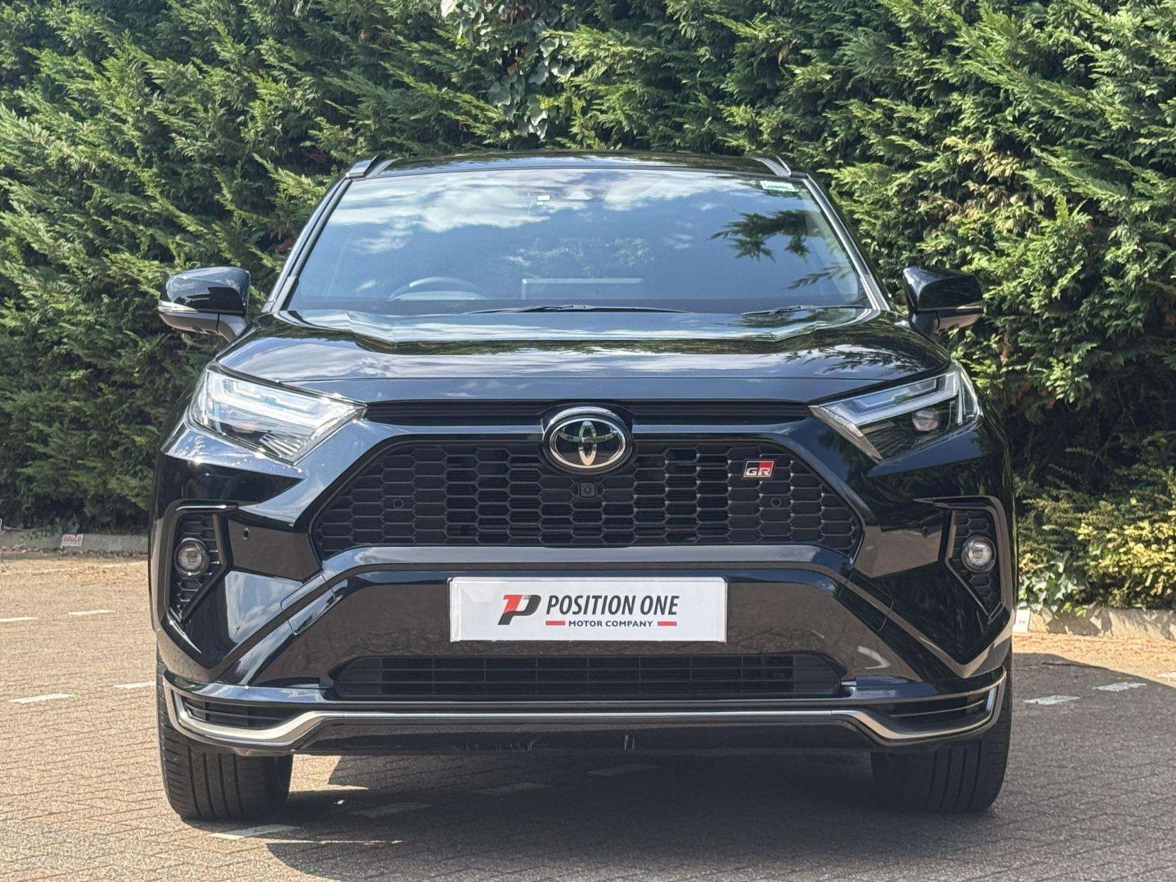 A 2024 TOYOTA RAV4 2.5 VVT 18.1kWh GR SPORT SUV 5dr Petrol Plug-in Hybrid CVT 4WD Euro 6 (s/s) (306 ps) A 2024 TOYOTA RAV4 2.5 VVT 18.1kWh GR SPORT SUV 5dr Petrol Plug-in Hybrid CVT 4WD Euro 6 (s/s) (306 ps)