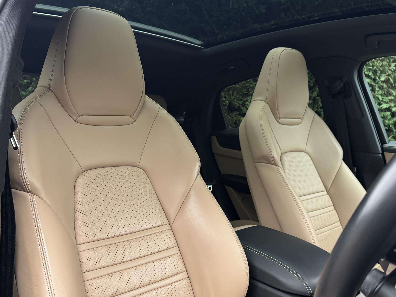 2020 PORSCHE CAYENNE 2020 PORSCHE CAYENNE