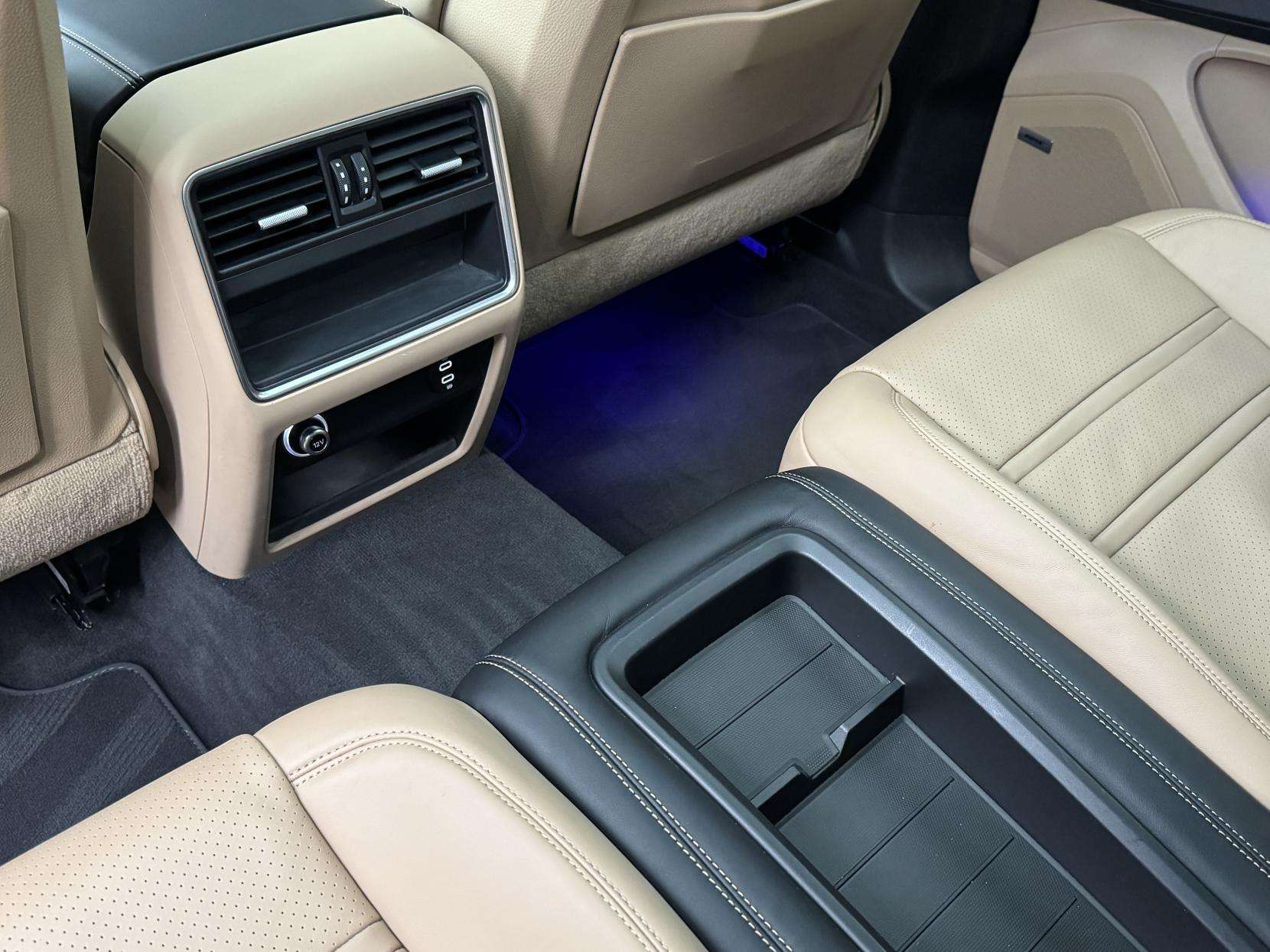 2020 PORSCHE CAYENNE 2020 PORSCHE CAYENNE