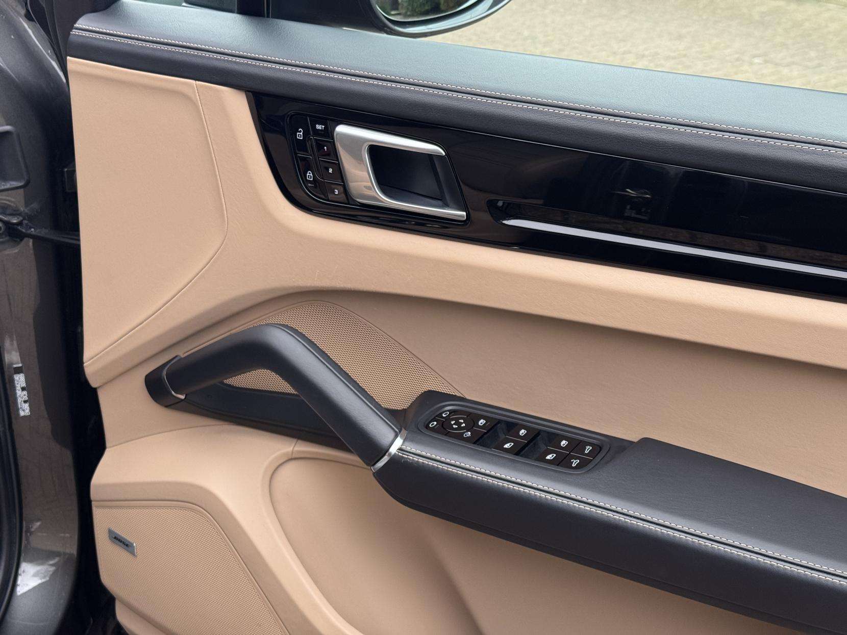 2020 PORSCHE CAYENNE 2020 PORSCHE CAYENNE