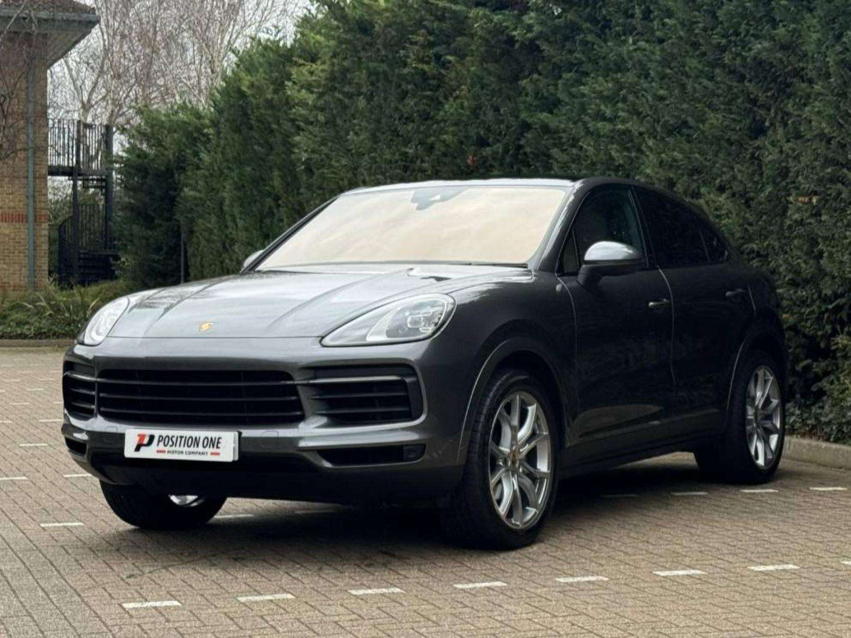 A 2020 PORSCHE CAYENNE 3.0T V6 Coupe 5dr Petrol TiptronicS 4WD Euro 6 (s/s) (340 ps) A 2020 PORSCHE CAYENNE 3.0T V6 Coupe 5dr Petrol TiptronicS 4WD Euro 6 (s/s) (340 ps)