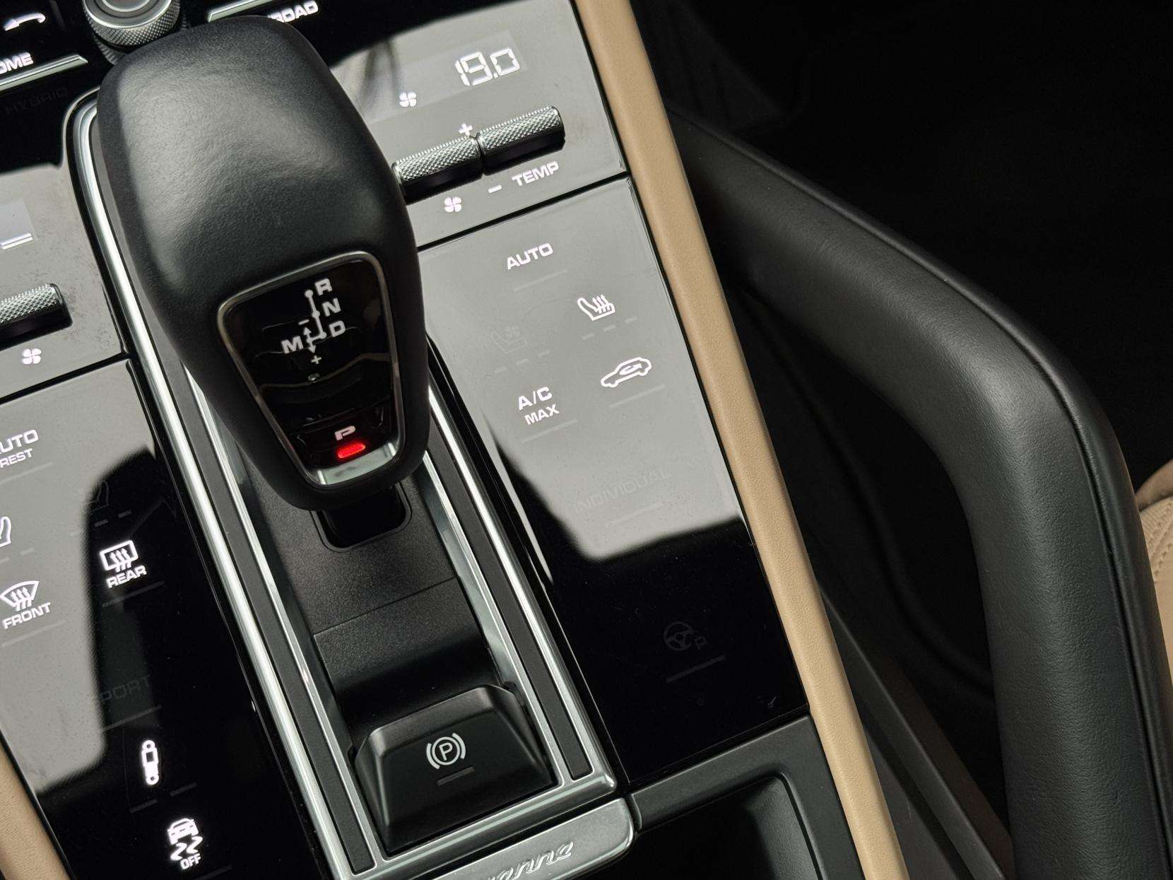 2020 PORSCHE CAYENNE 2020 PORSCHE CAYENNE