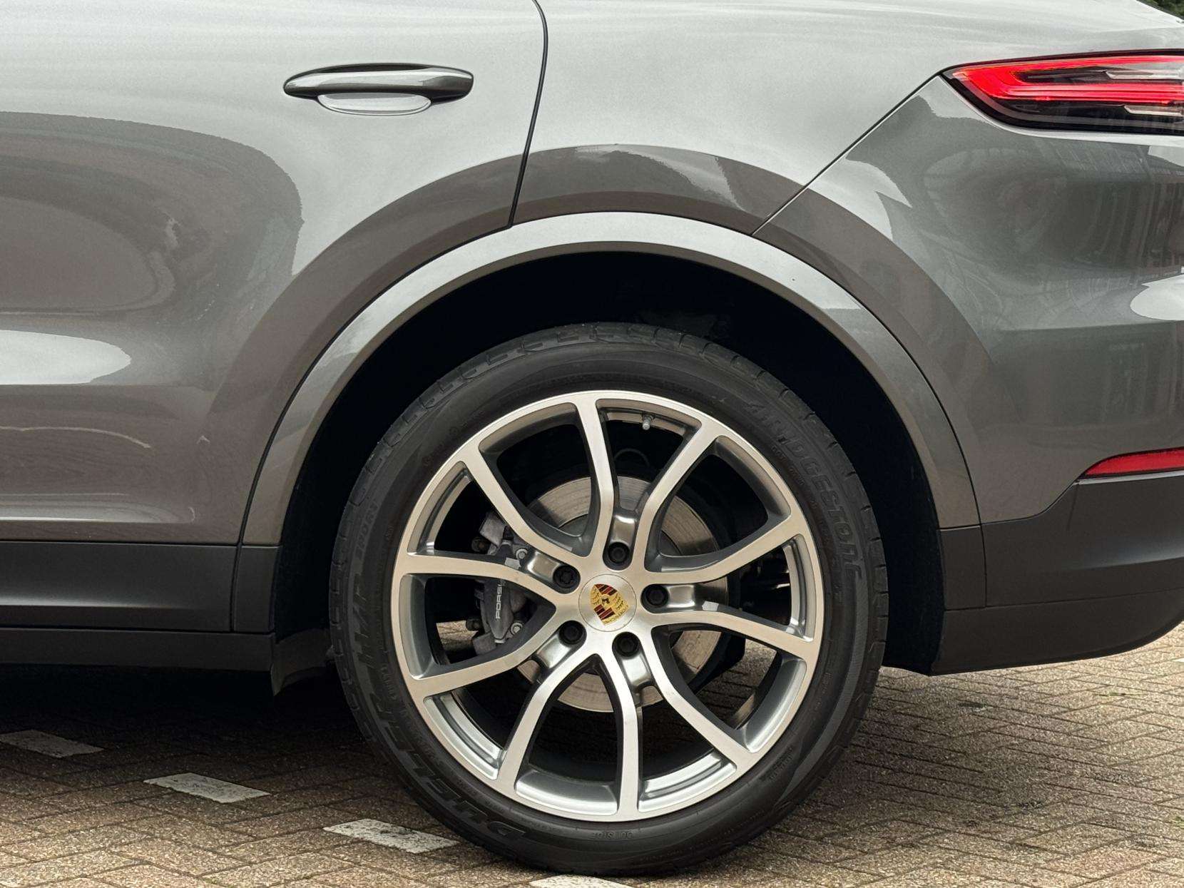 2020 PORSCHE CAYENNE 2020 PORSCHE CAYENNE