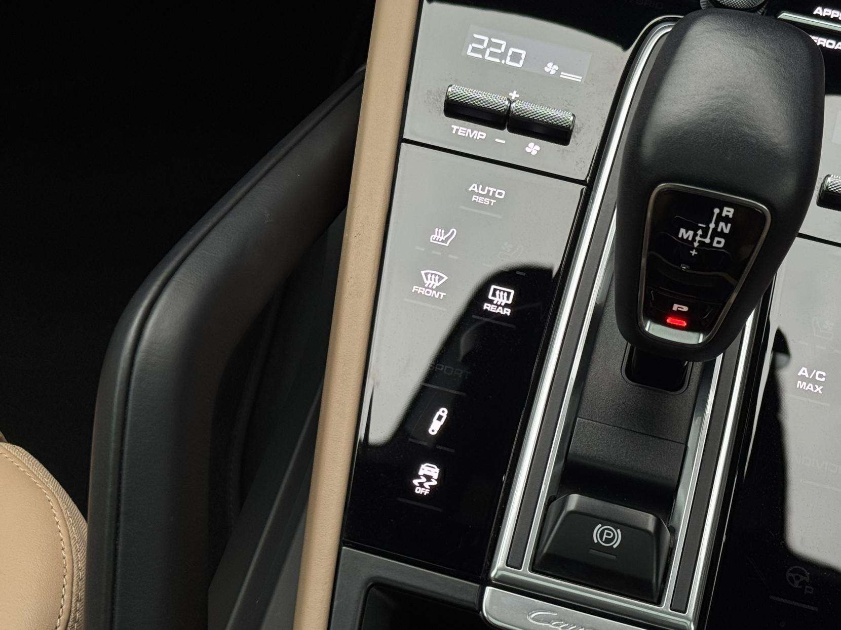 2020 PORSCHE CAYENNE 2020 PORSCHE CAYENNE