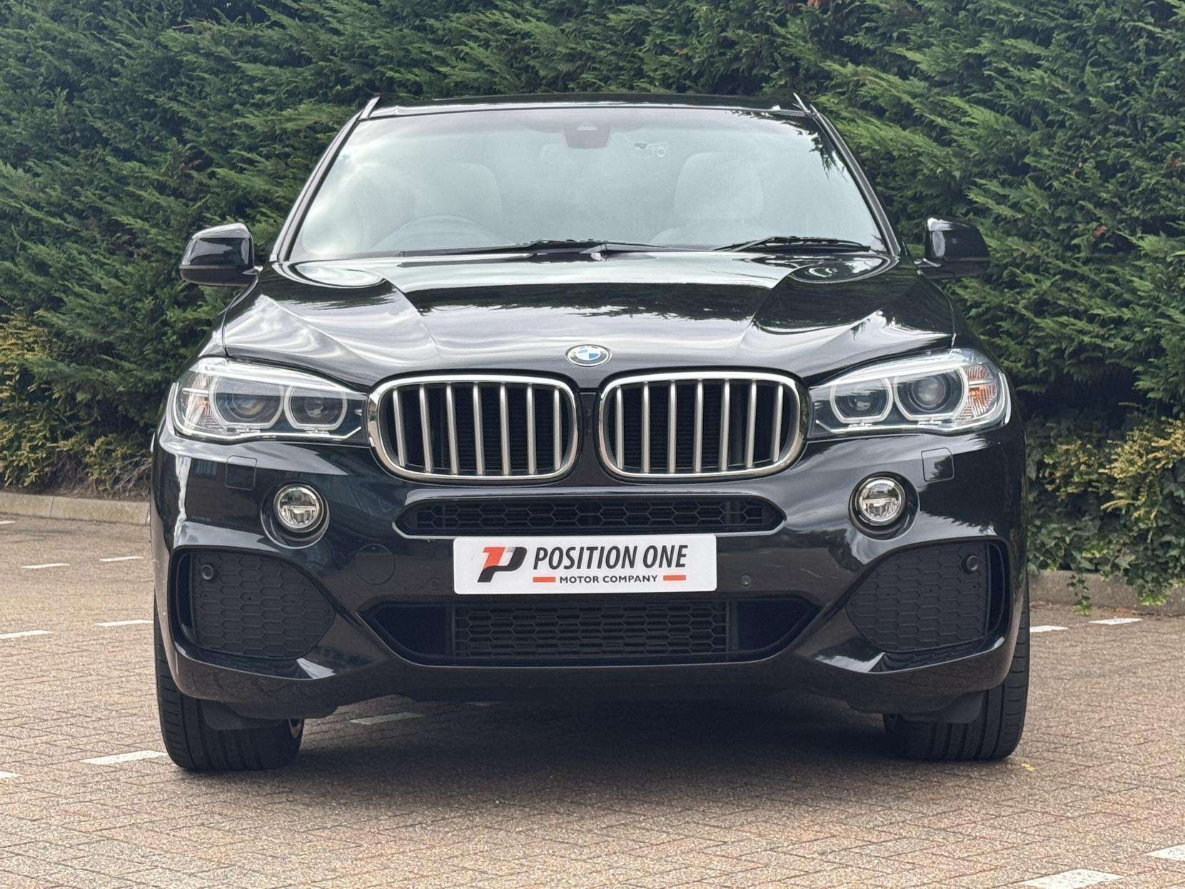 A 2018 BMW X5 3.0 40d M Sport SUV 5dr Diesel Auto xDrive Euro 6 (s/s) (313 ps) A 2018 BMW X5 3.0 40d M Sport SUV 5dr Diesel Auto xDrive Euro 6 (s/s) (313 ps)