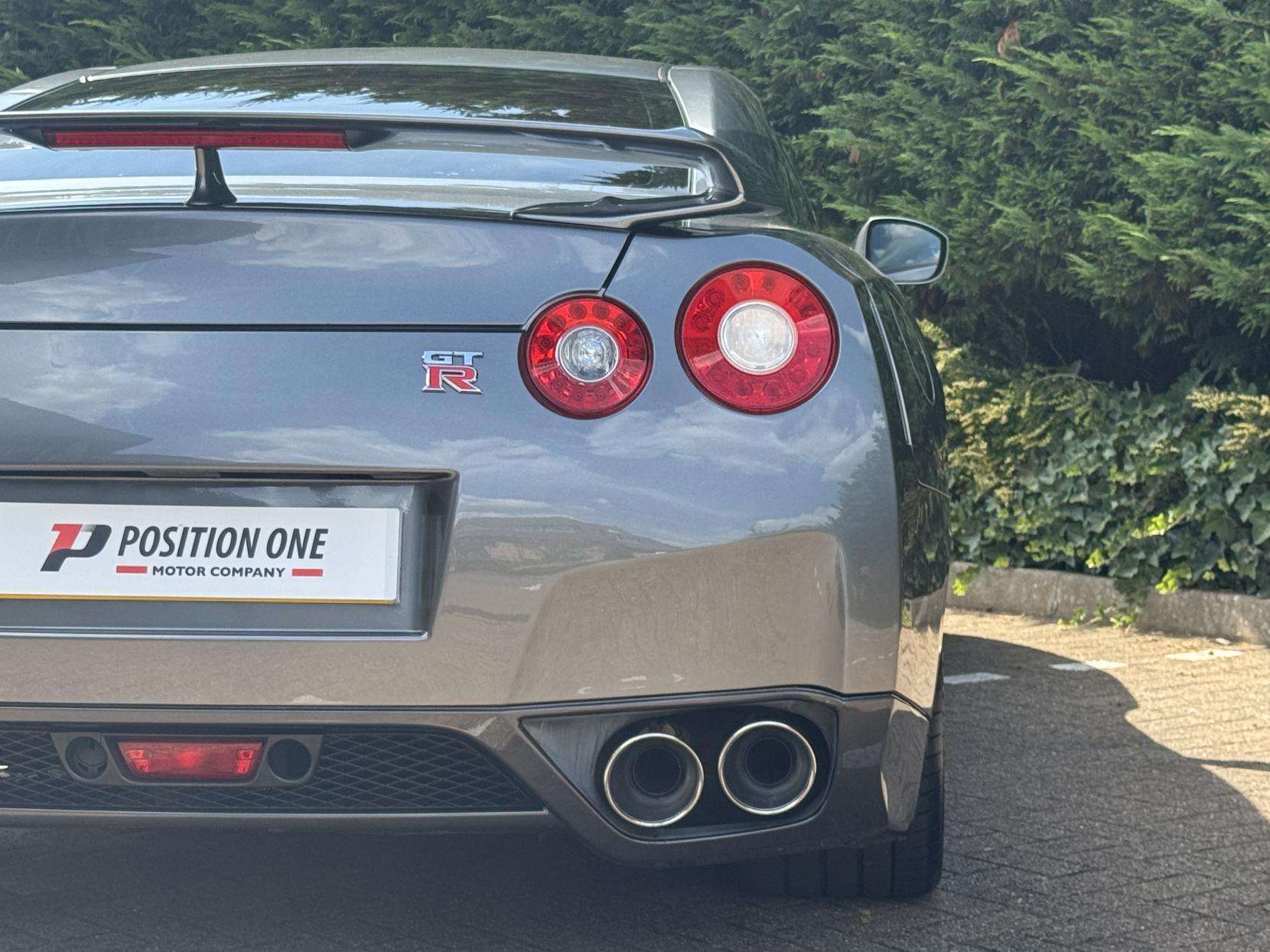 2009 NISSAN GT-R 2009 NISSAN GT-R